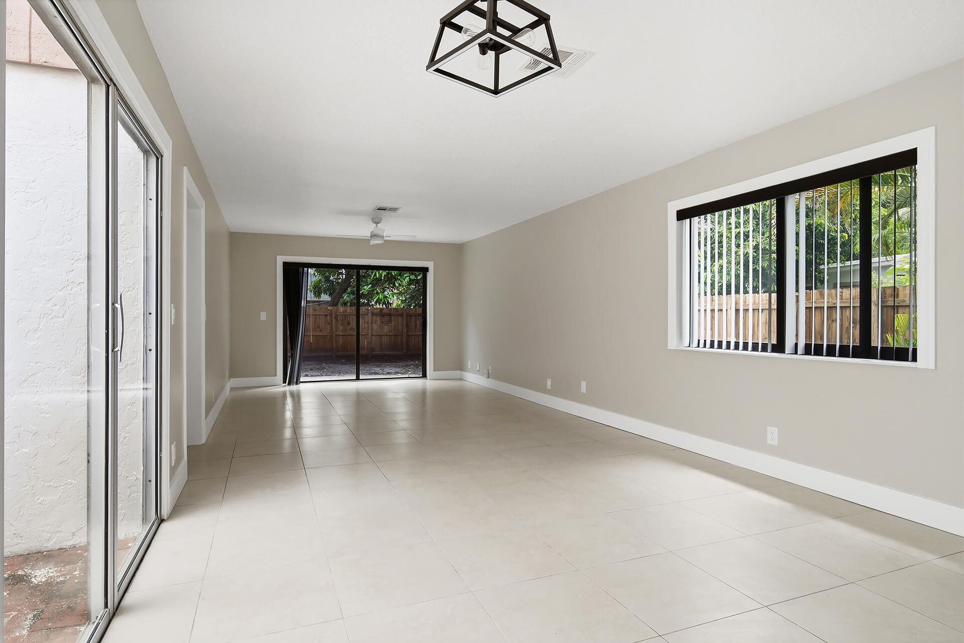581 NW 47th Avenue, Delray Beach, FL 33445 Photo