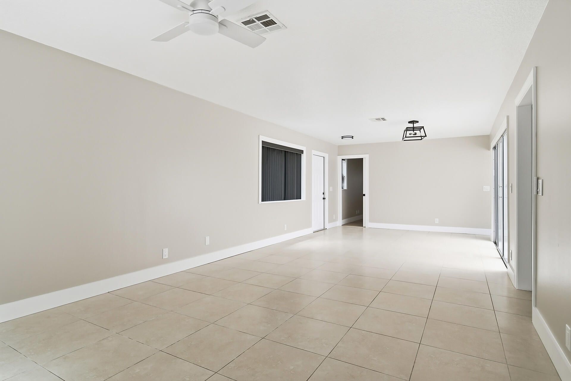 581 NW 47th Avenue, Delray Beach, FL 33445 Photo