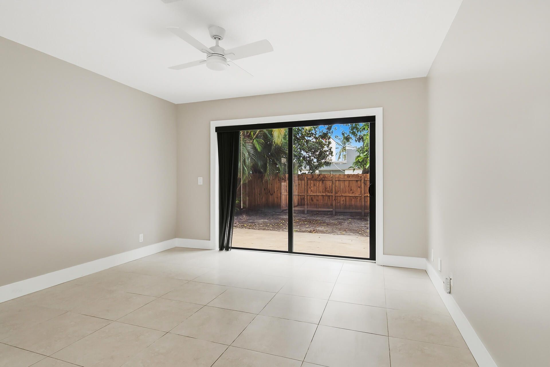 581 NW 47th Avenue, Delray Beach, FL 33445 Photo