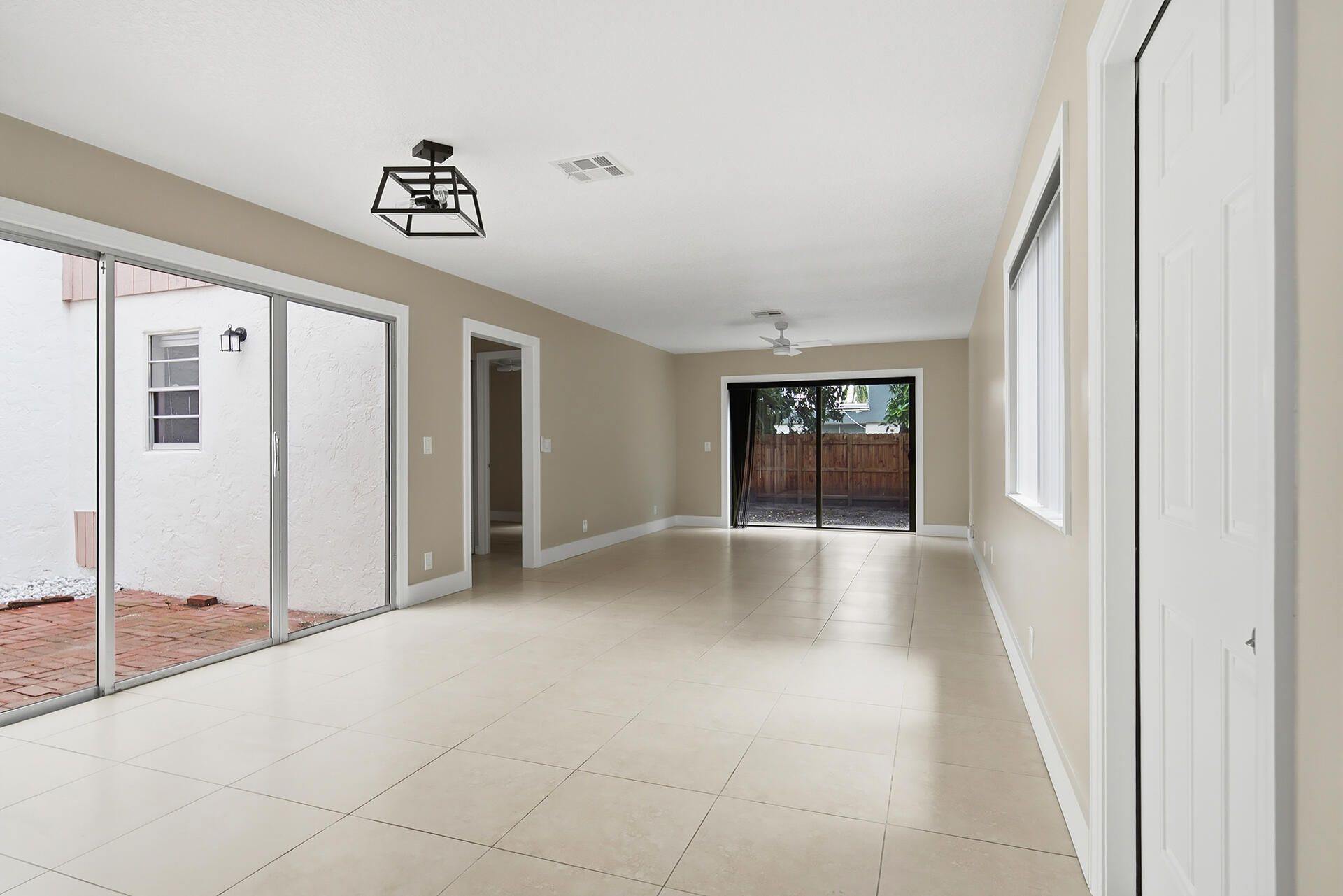 581 NW 47th Avenue, Delray Beach, FL 33445 Photo