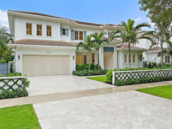 235 FOREST HILL Boulevard, West Palm Beach, FL 33405