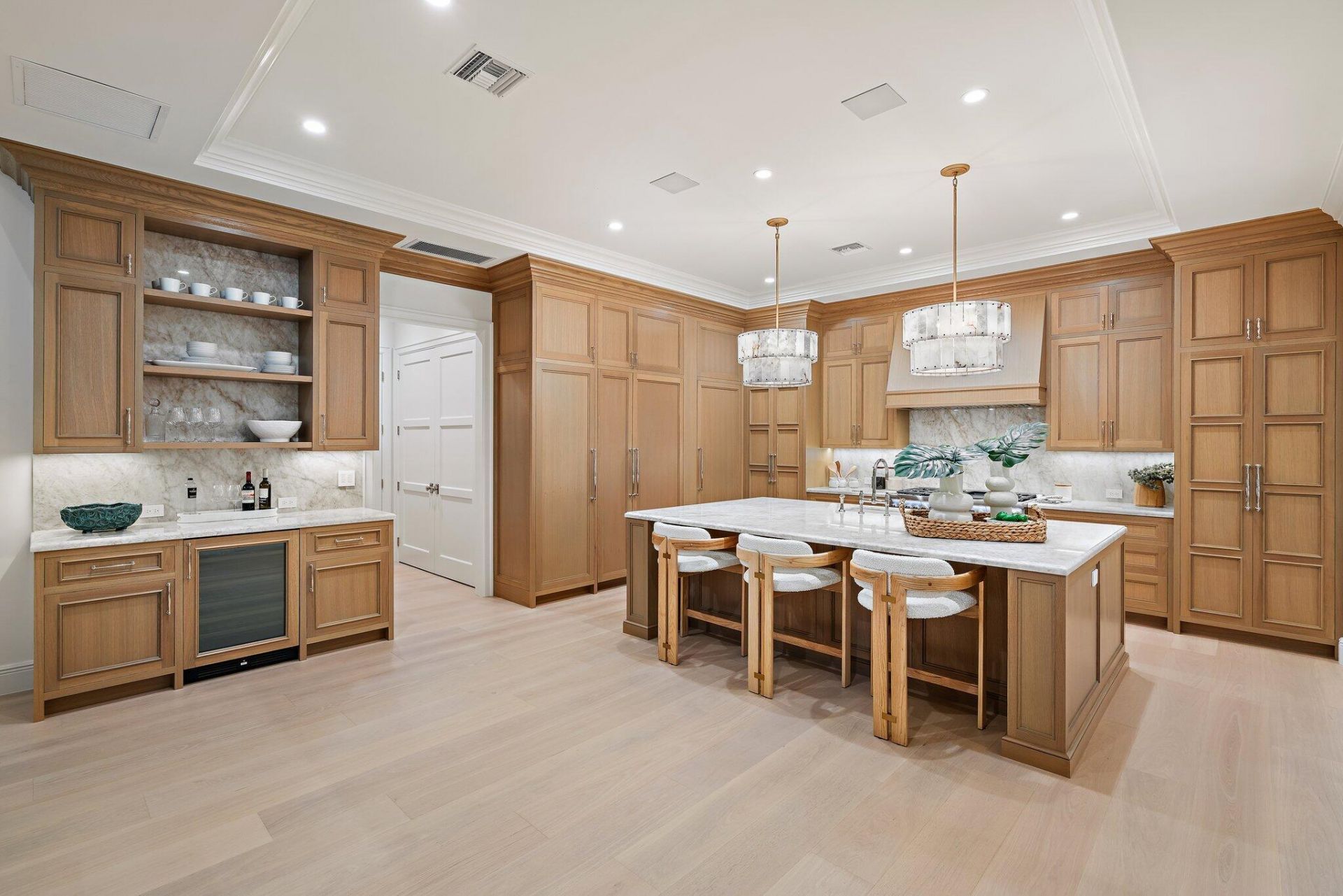 235 Forest Hill Boulevard, West Palm Beach, FL 33405 Photo