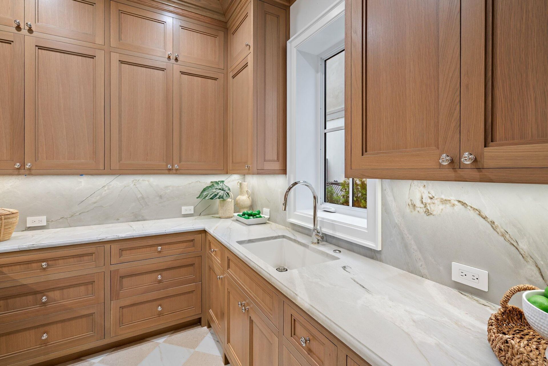 235 Forest Hill Boulevard, West Palm Beach, FL 33405 Photo