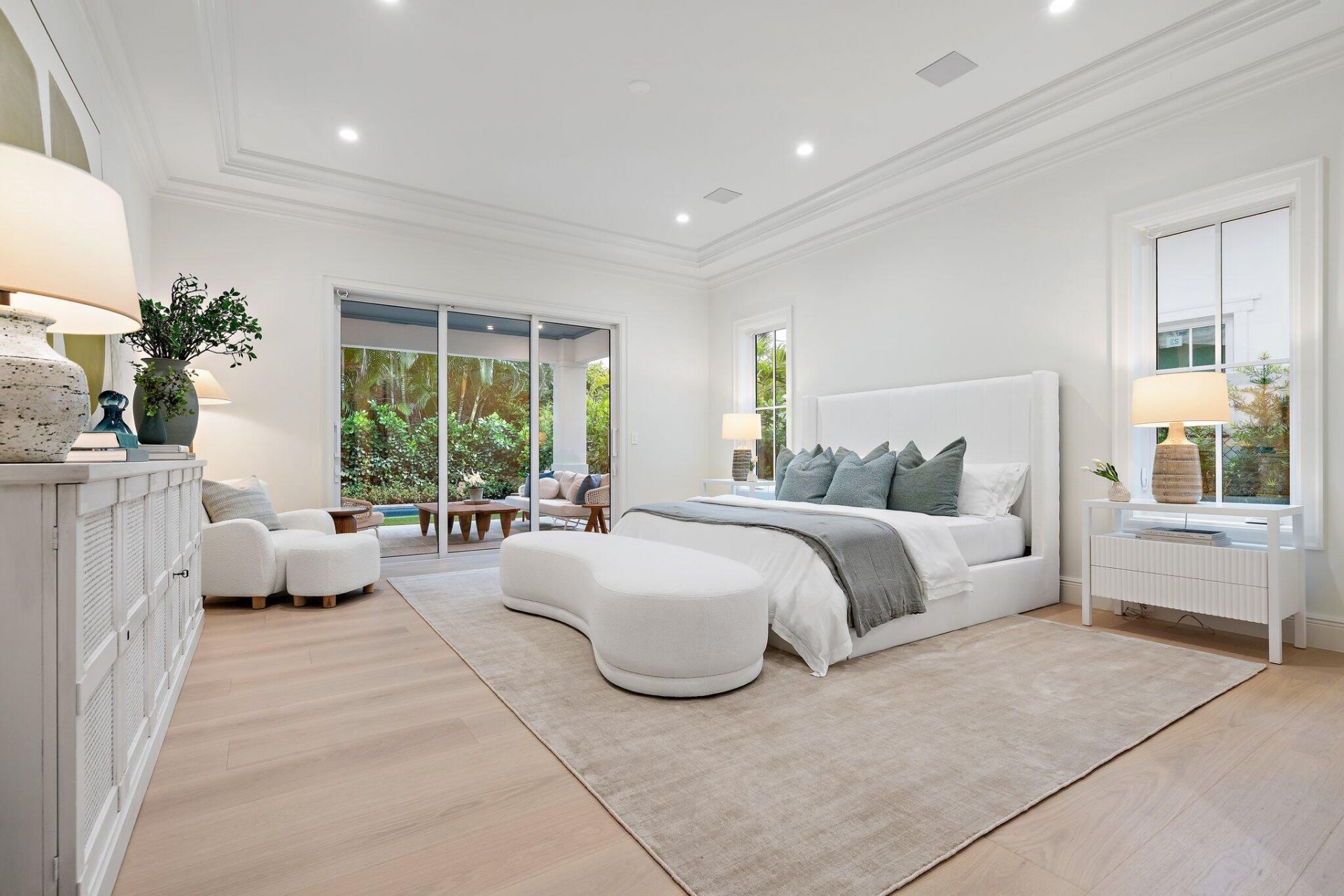 235 Forest Hill Boulevard, West Palm Beach, FL 33405 Photo