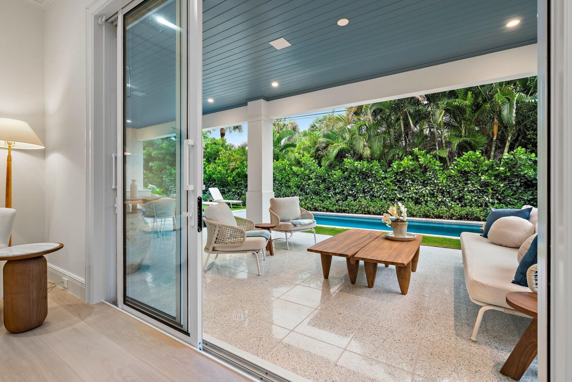235 Forest Hill Boulevard, West Palm Beach, FL 33405 Photo