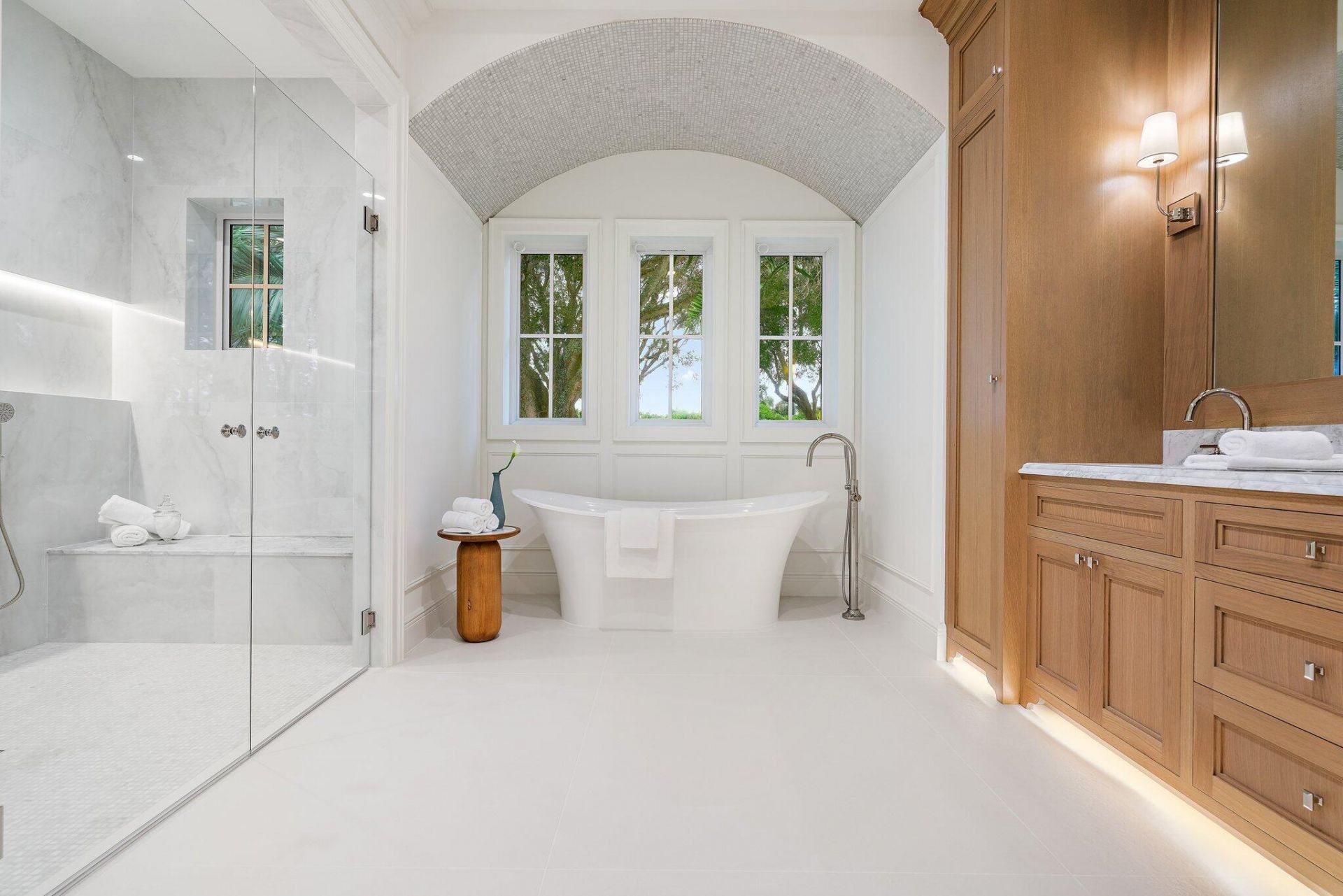 235 Forest Hill Boulevard, West Palm Beach, FL 33405 Photo