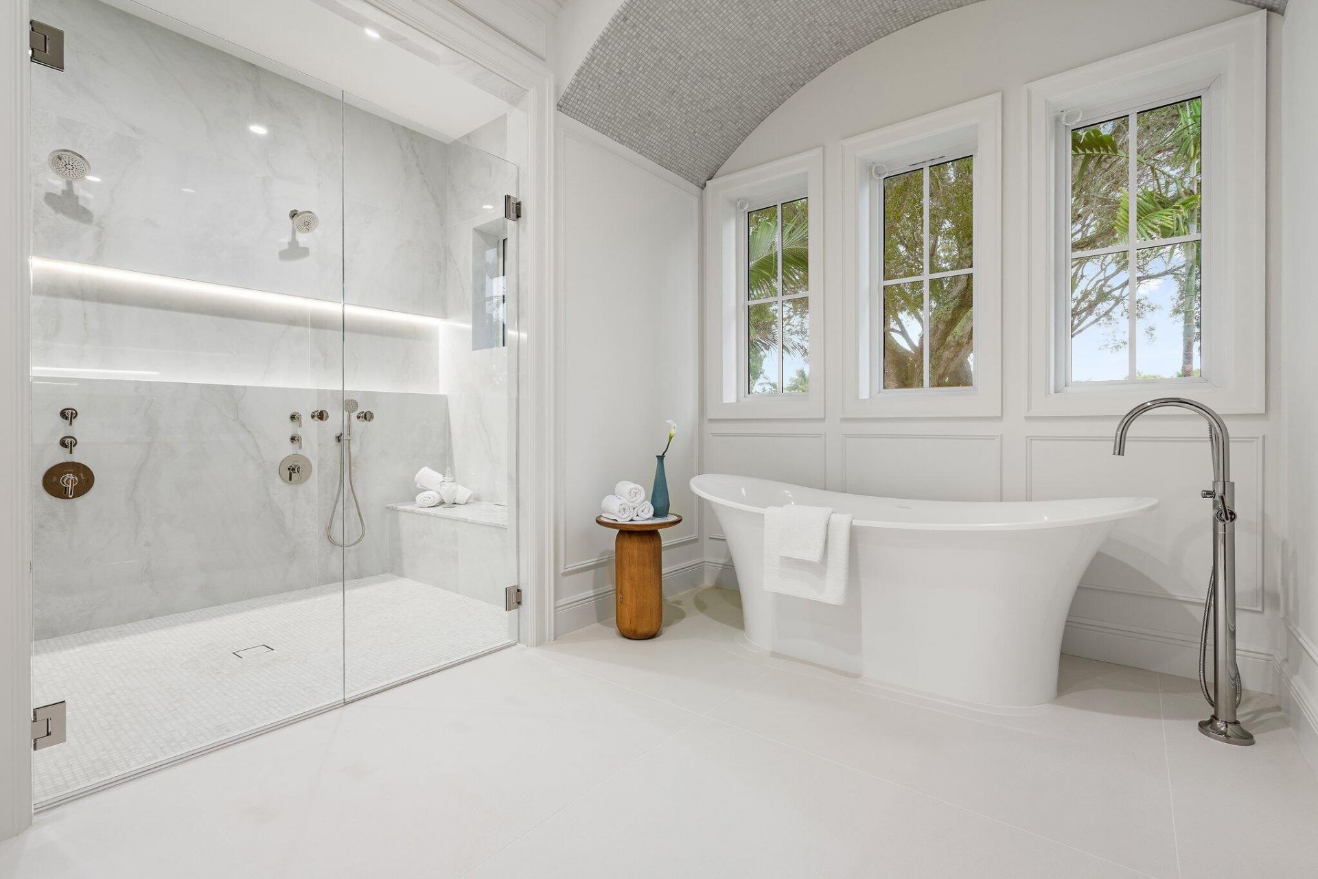 235 Forest Hill Boulevard, West Palm Beach, FL 33405 Photo