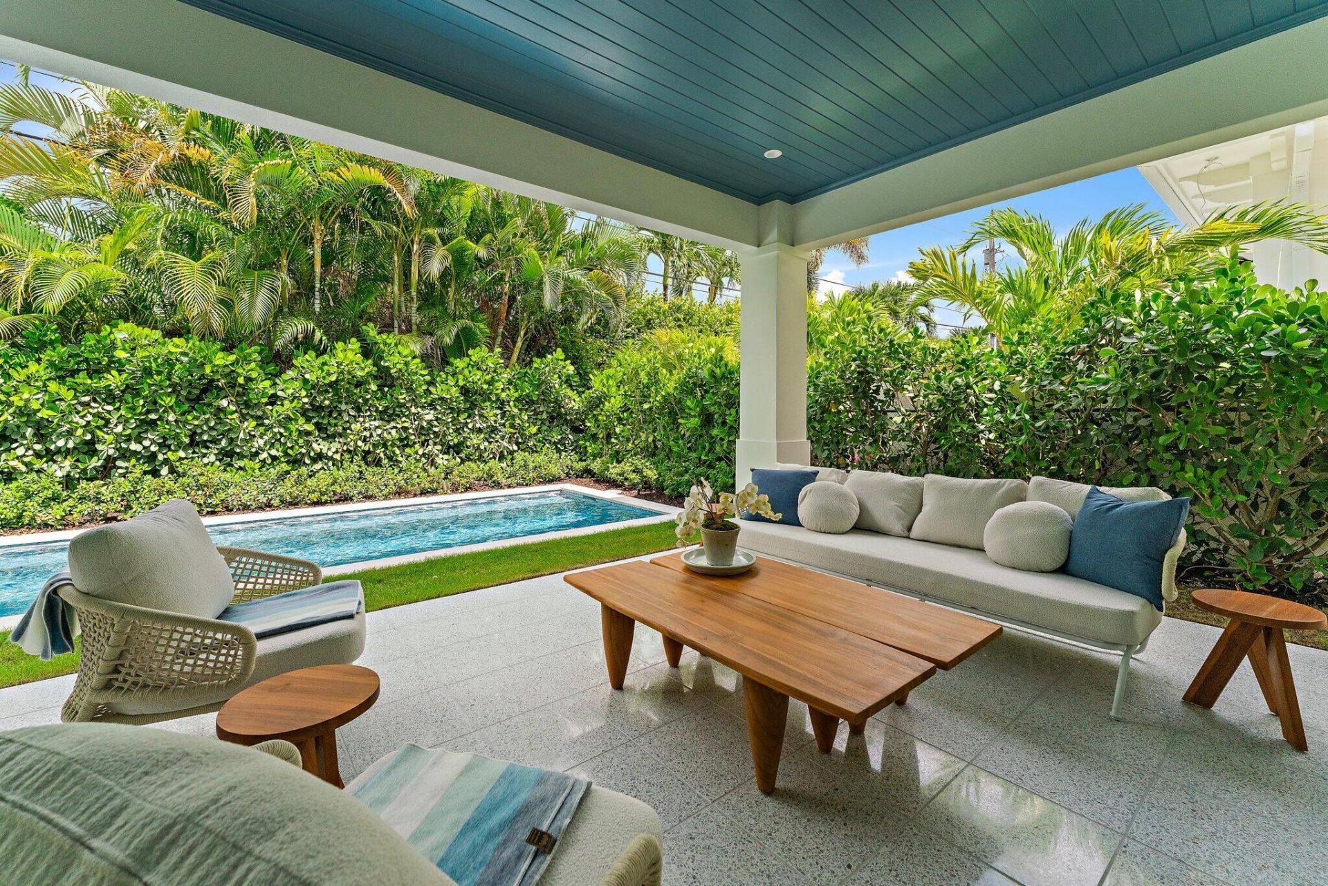 235 Forest Hill Boulevard, West Palm Beach, FL 33405 Photo