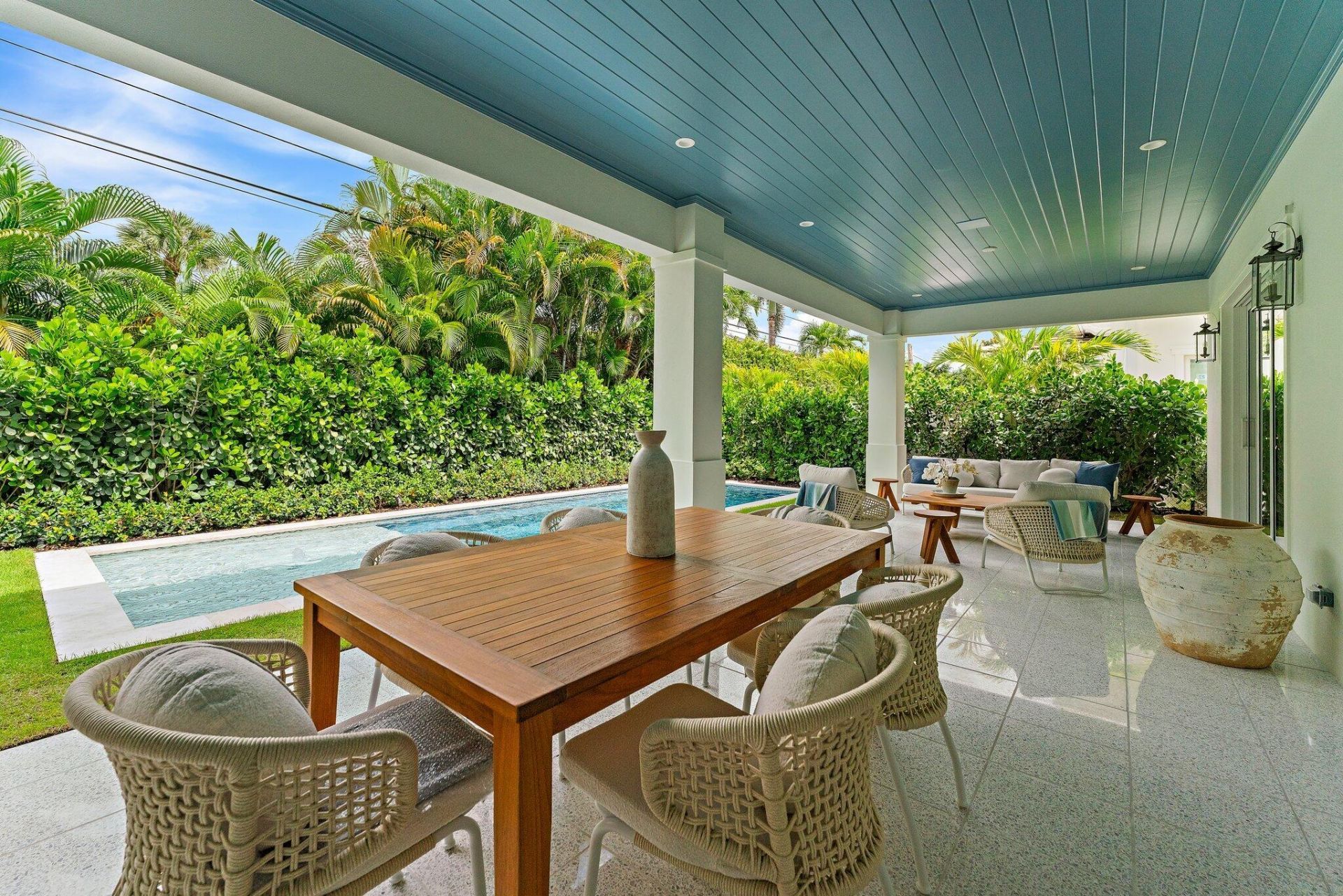 235 Forest Hill Boulevard, West Palm Beach, FL 33405 Photo