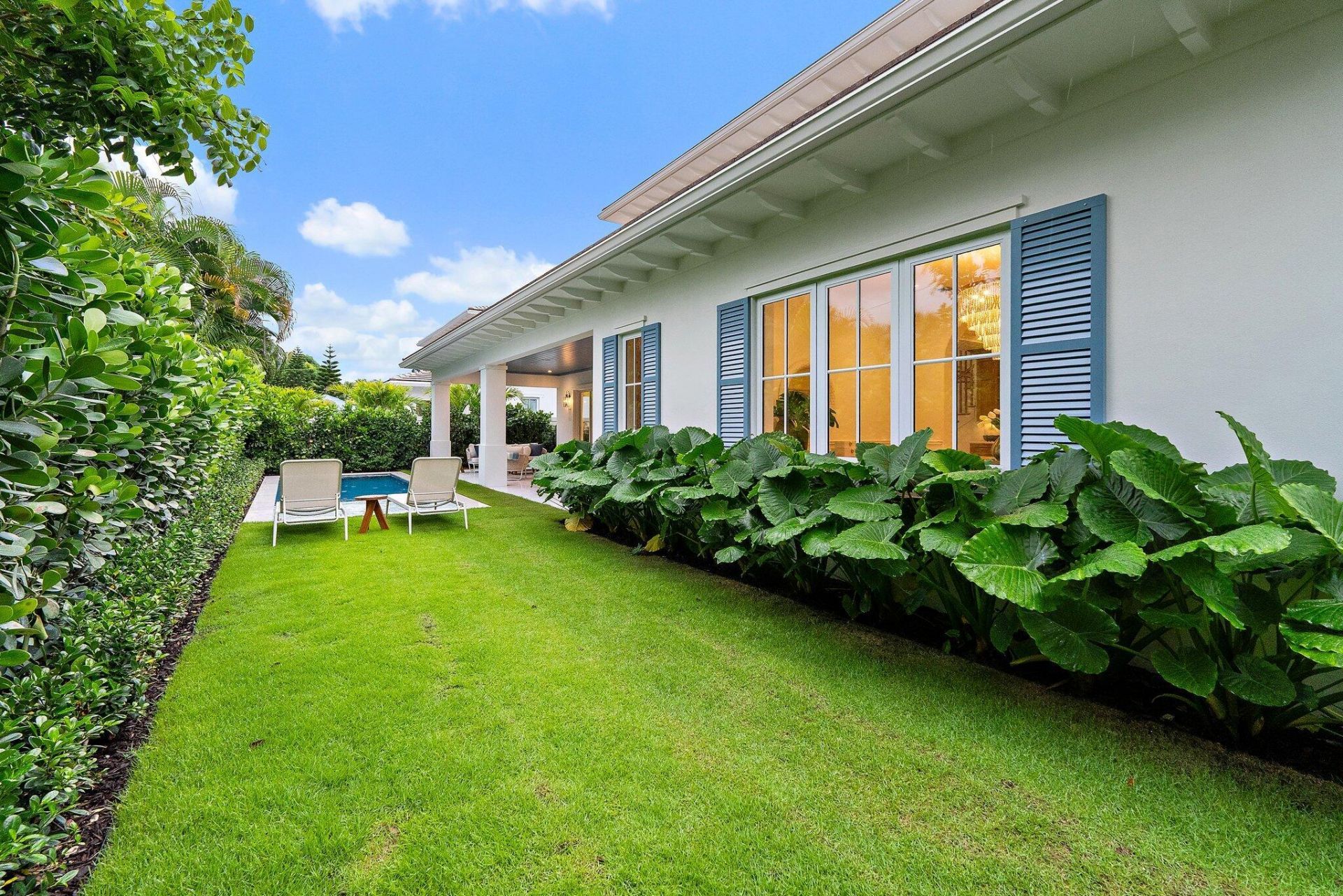 235 Forest Hill Boulevard, West Palm Beach, FL 33405 Photo