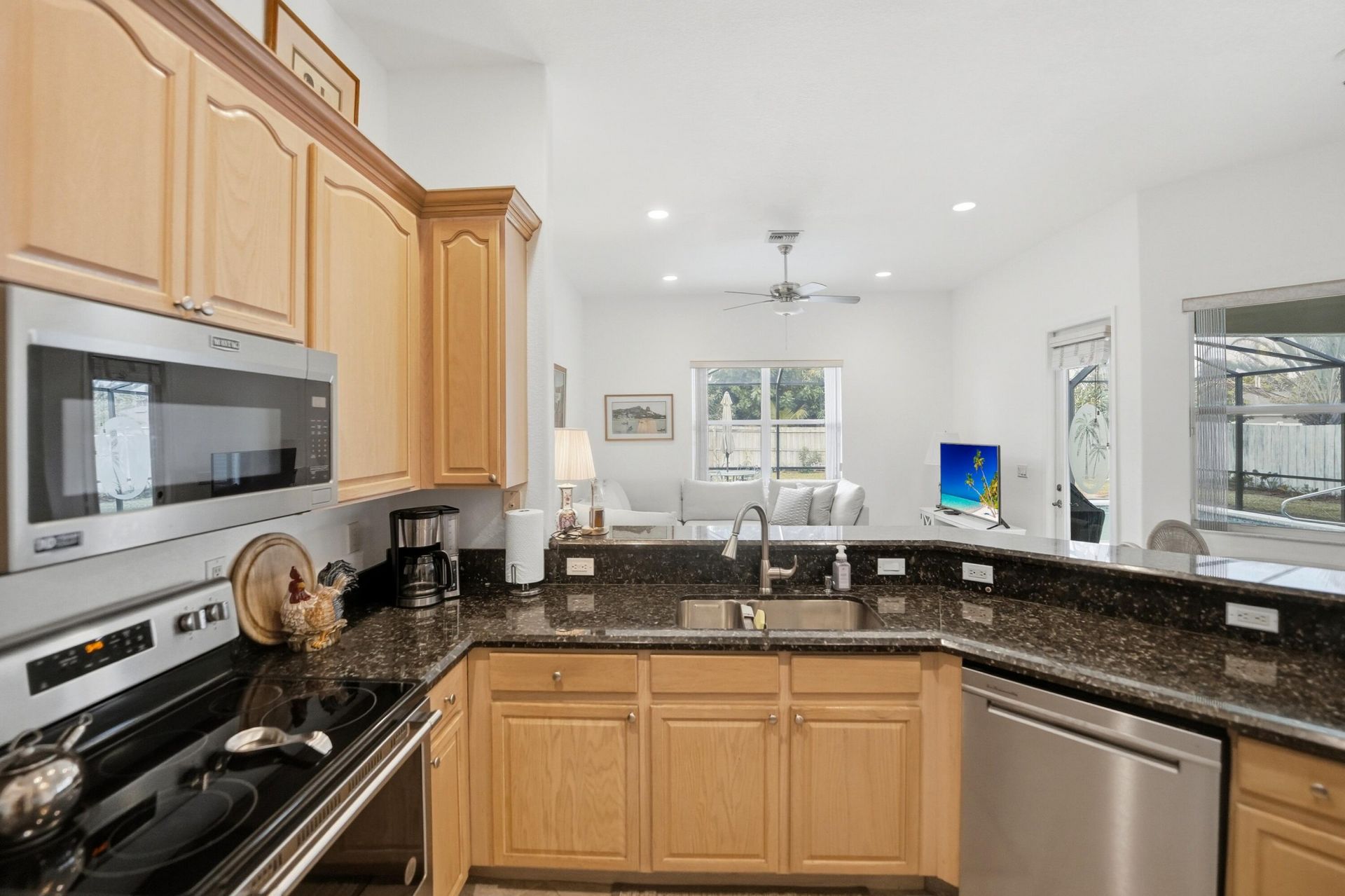 726 SW Jaslo Avenue, Port Saint Lucie, FL 34953 Photo