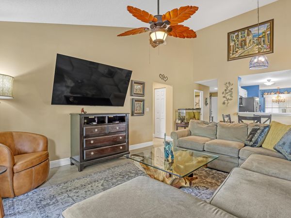 949 Honeytree Lane, Unit A, Wellington, FL 33414