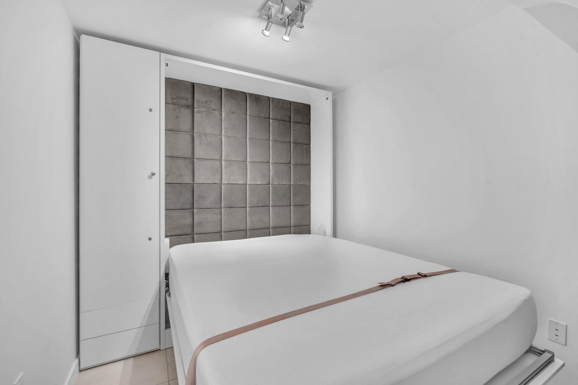 401 N Birch Road, Unit 512, Fort Lauderdale, FL 33304 Photo