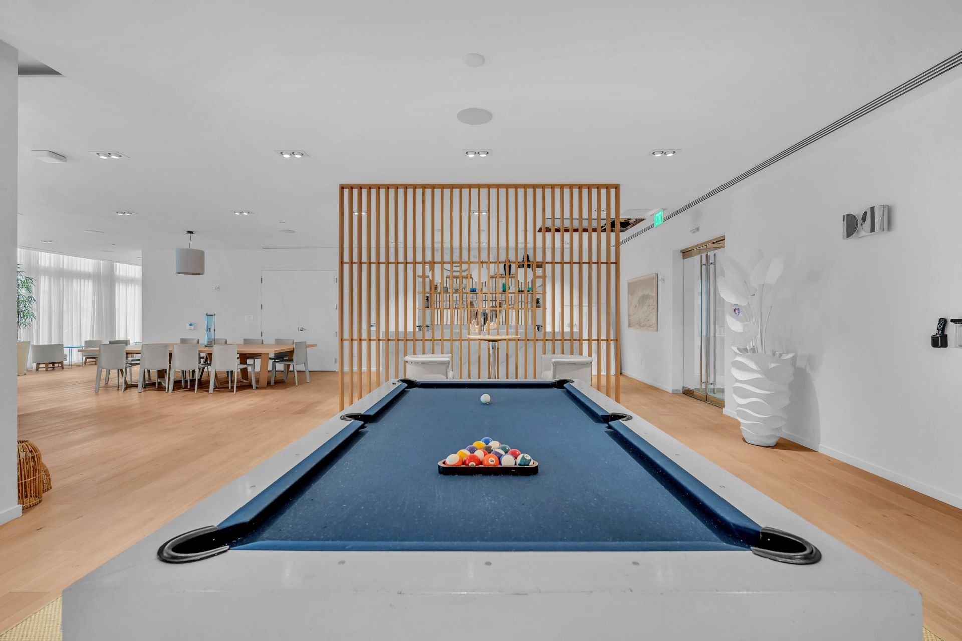 401 N Birch Road, Unit 512, Fort Lauderdale, FL 33304 Photo