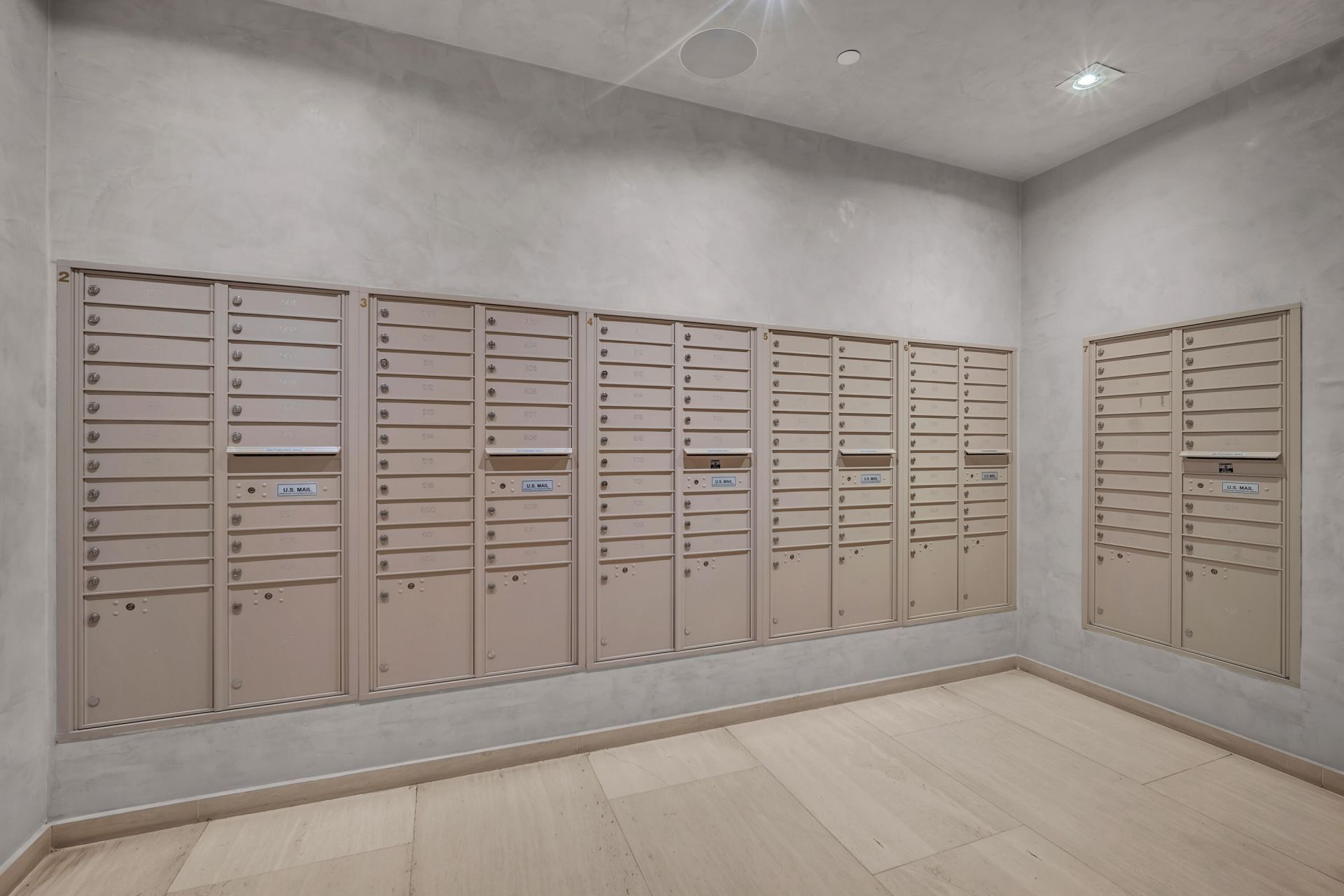 401 N Birch Road, Unit 512, Fort Lauderdale, FL 33304 Photo