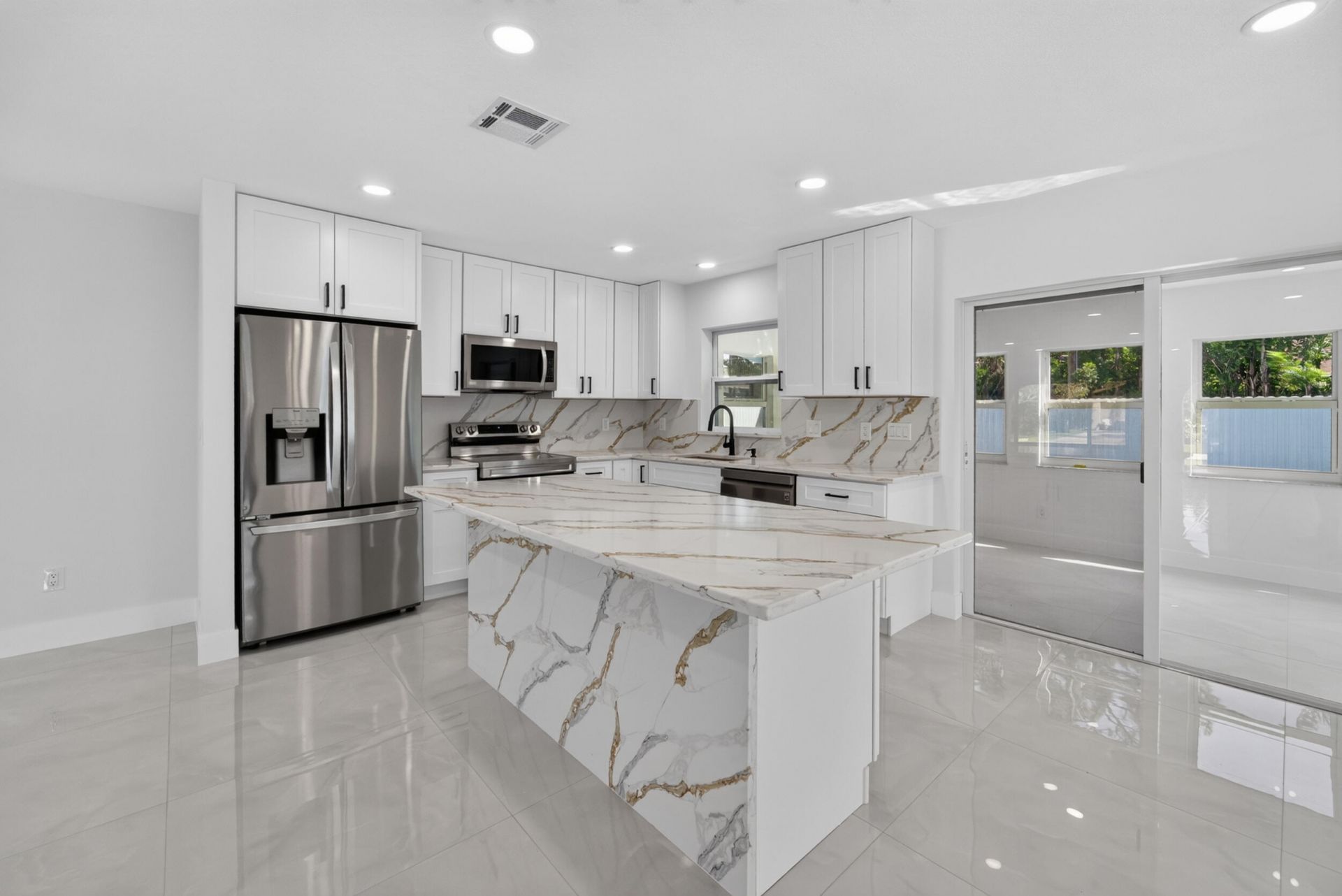242 SE Duxbury Avenue, Port Saint Lucie, FL 34983 Photo