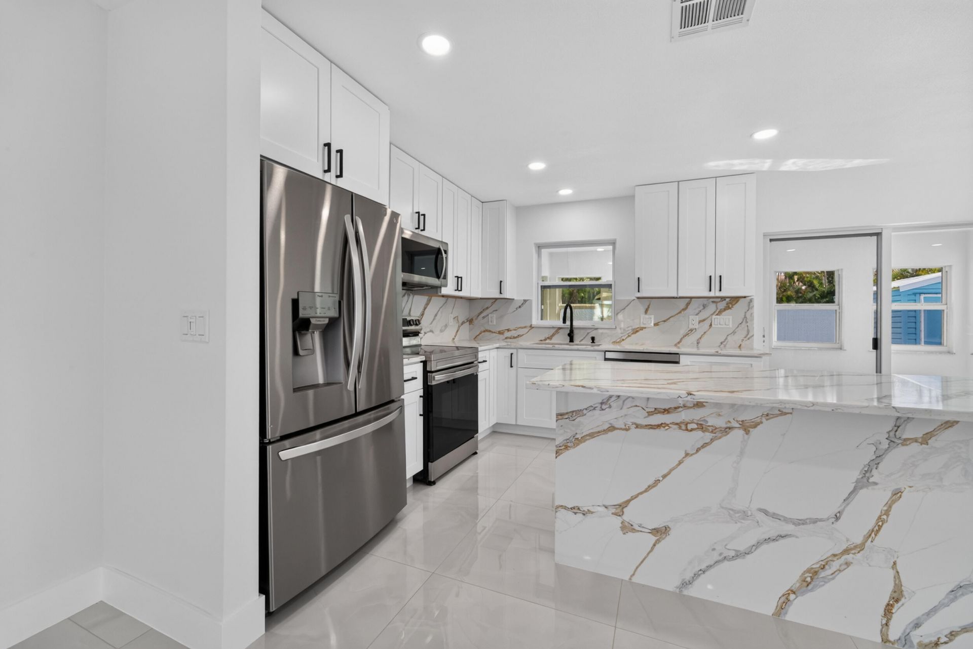 242 SE Duxbury Avenue, Port Saint Lucie, FL 34983 Photo