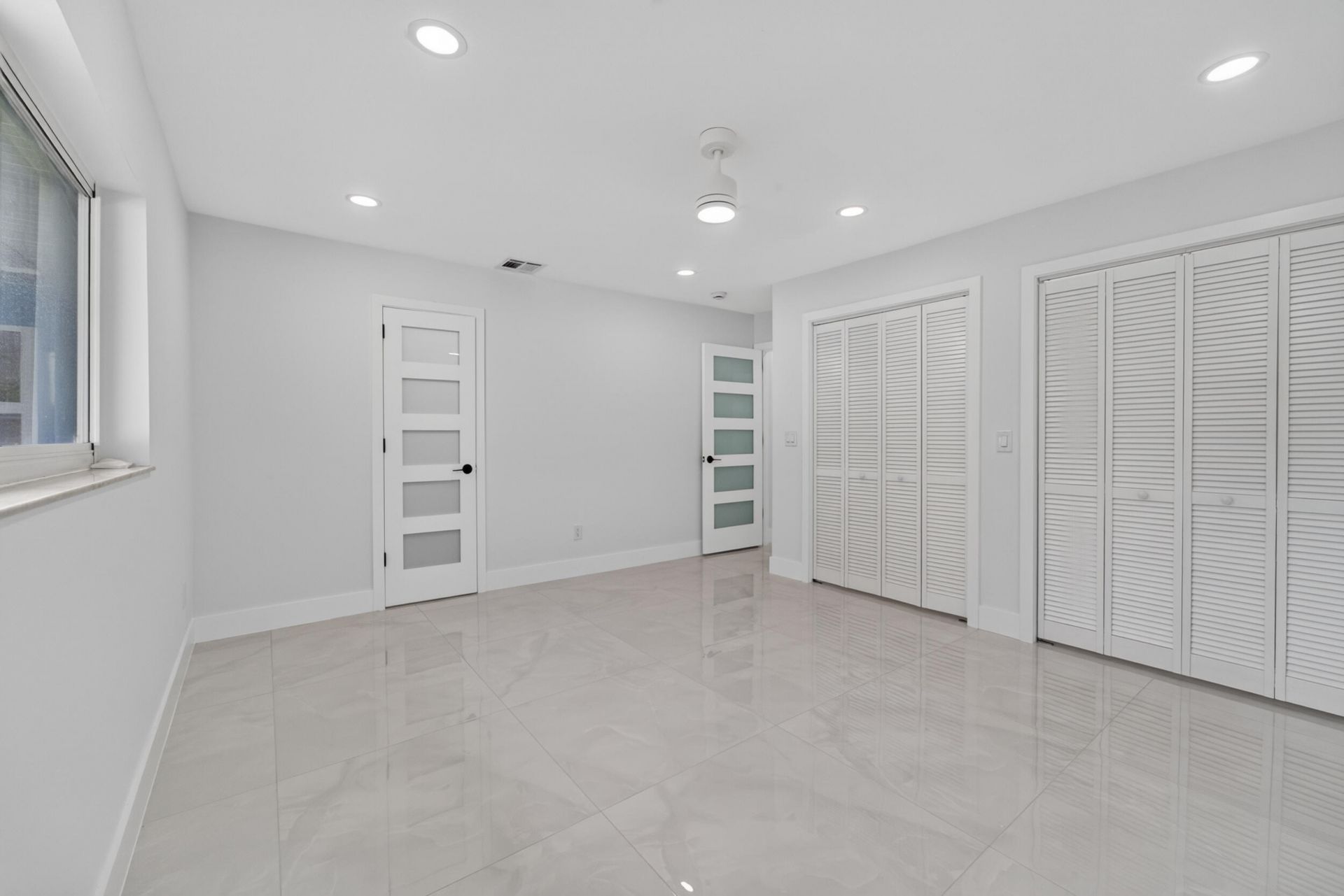 242 SE Duxbury Avenue, Port Saint Lucie, FL 34983 Photo