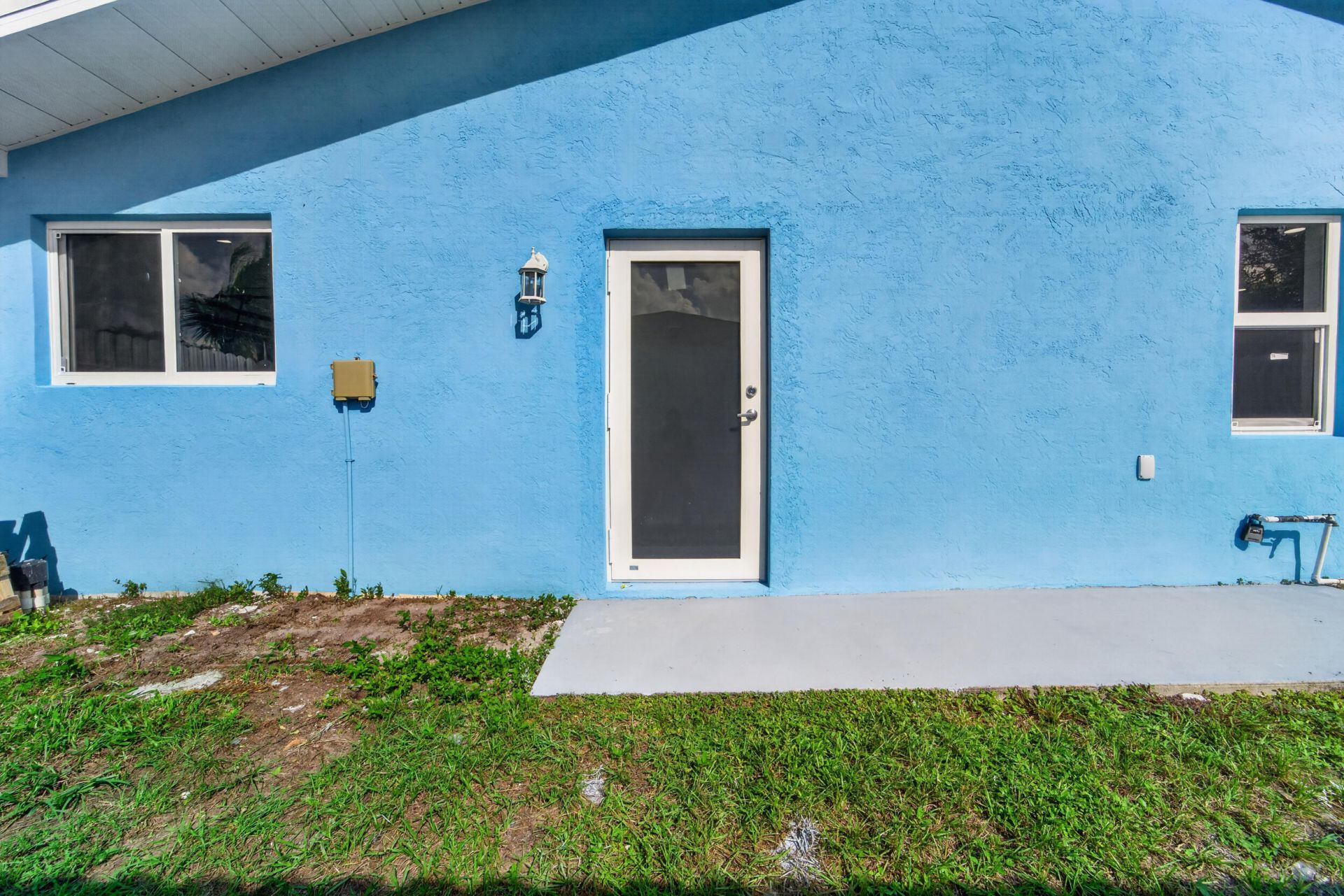 242 SE Duxbury Avenue, Port Saint Lucie, FL 34983 Photo