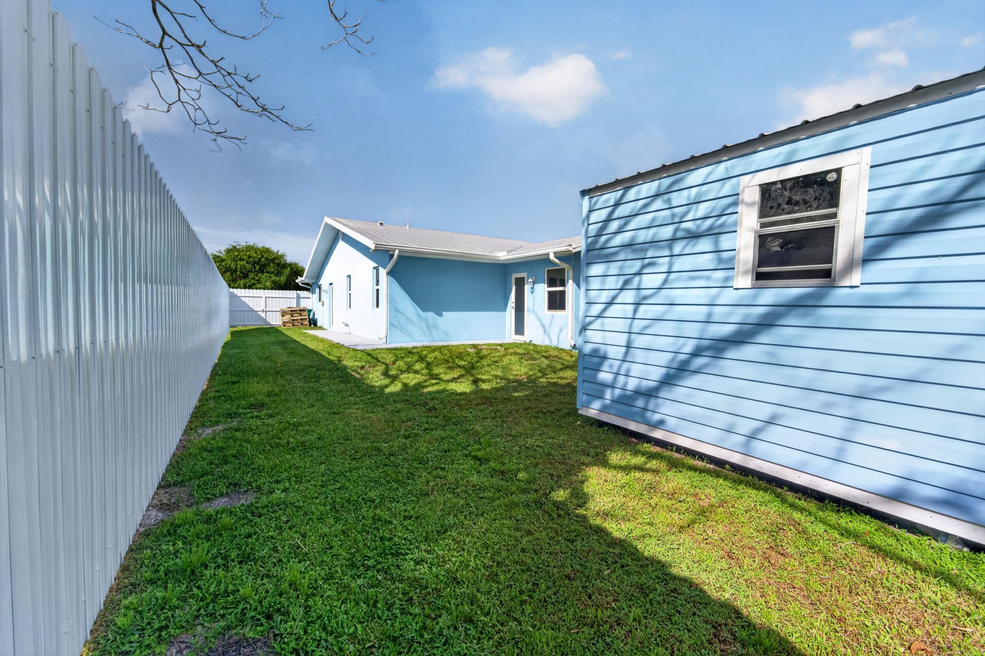 242 SE Duxbury Avenue, Port Saint Lucie, FL 34983 Photo