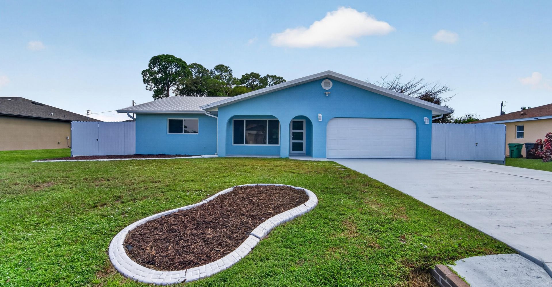 242 SE Duxbury Avenue, Port Saint Lucie, FL 34983 Photo