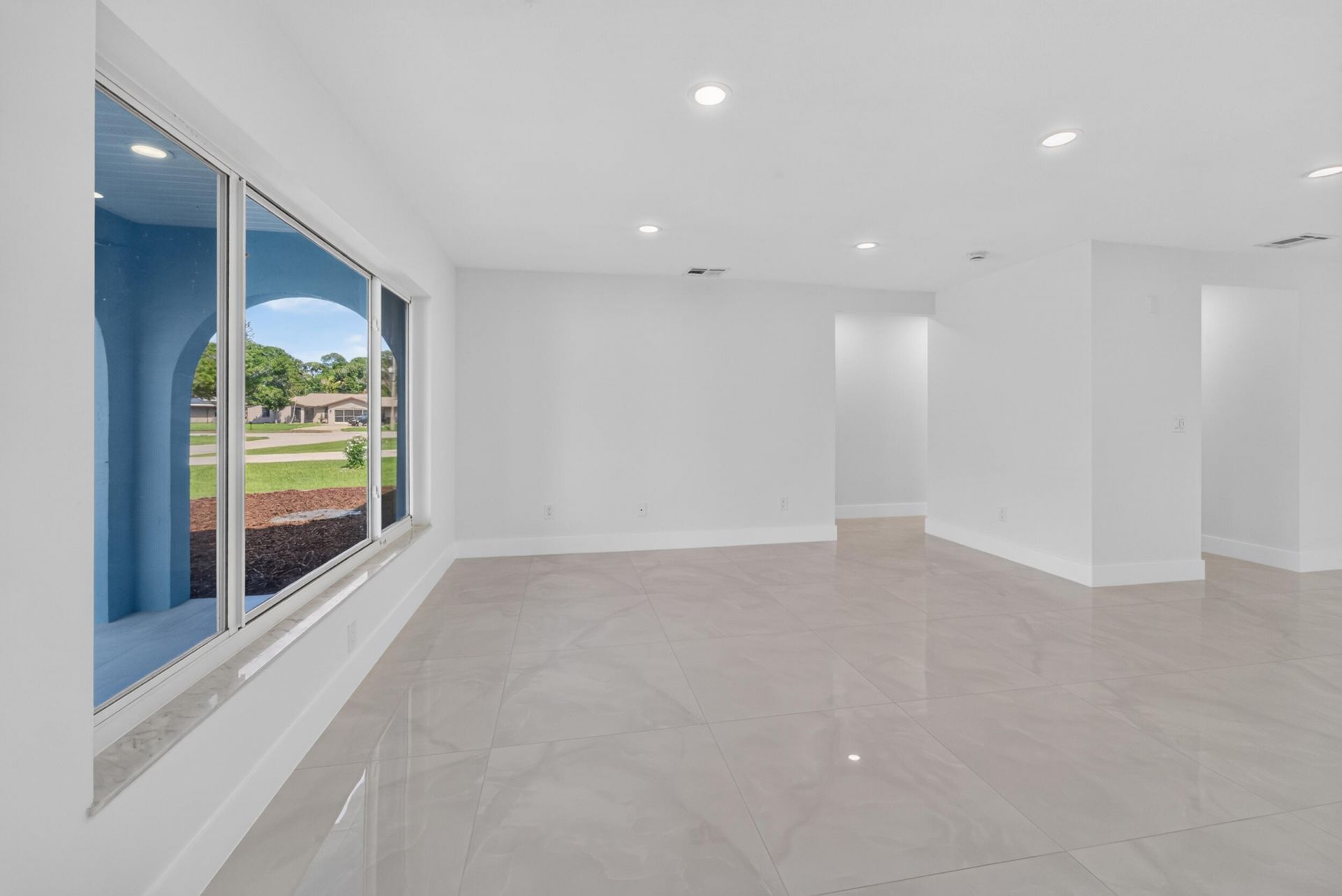 242 SE Duxbury Avenue, Port Saint Lucie, FL 34983 Photo