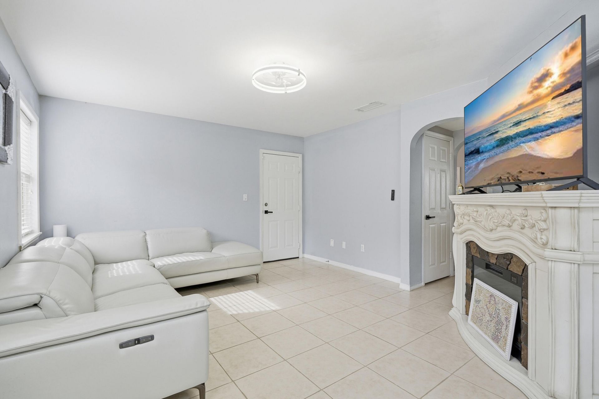 19257 NW 14th Street, Pembroke Pines, FL 33029 Photo