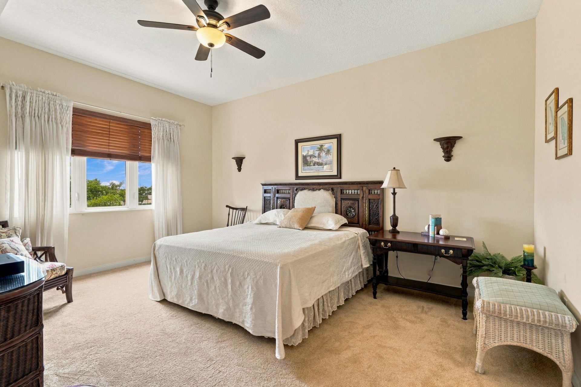 24 Harbour Isle Drive W, Unit 204, Fort Pierce, FL 34949 Photo