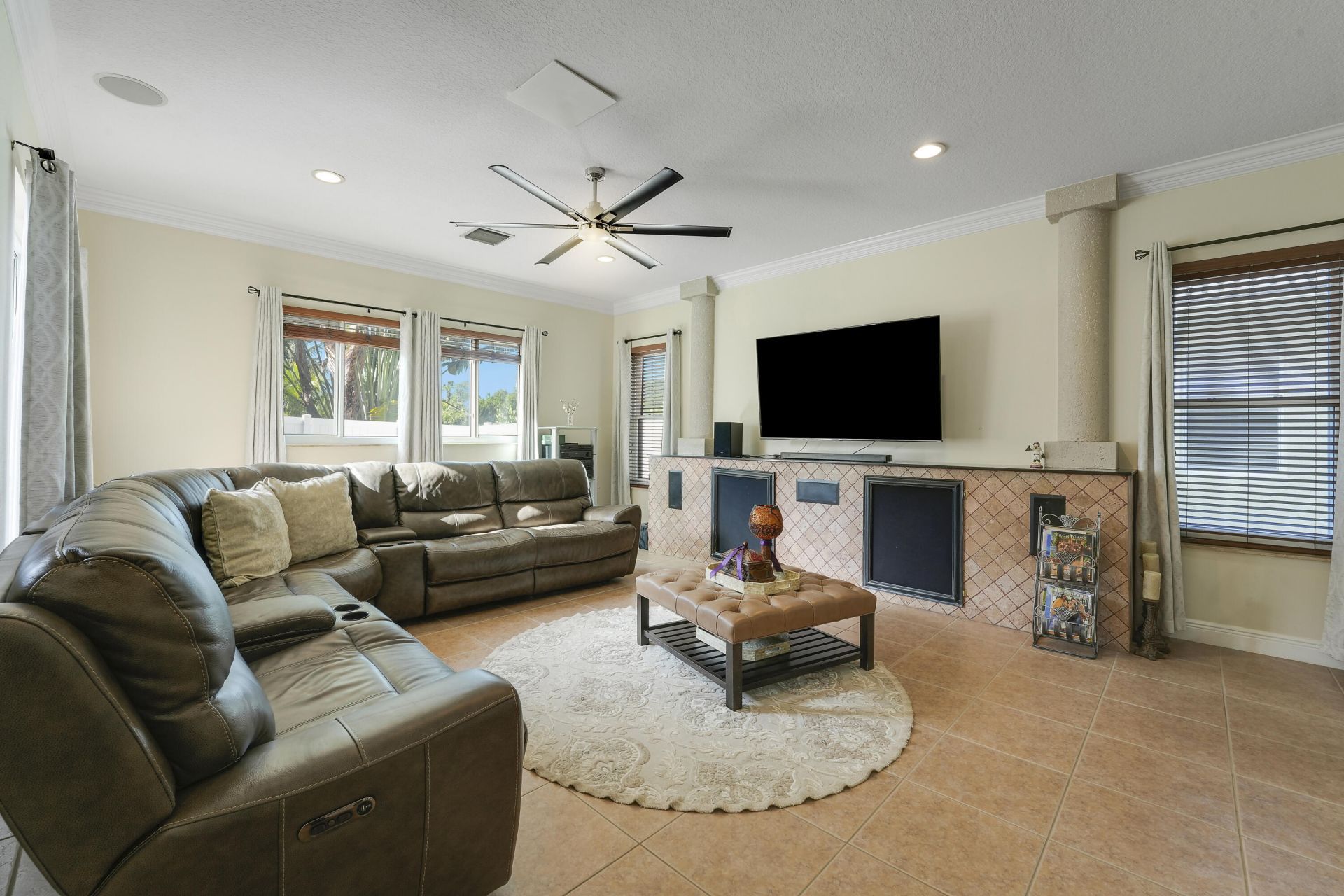 8608 Palisades Lake Drive, West Palm Beach, FL 33411 Photo