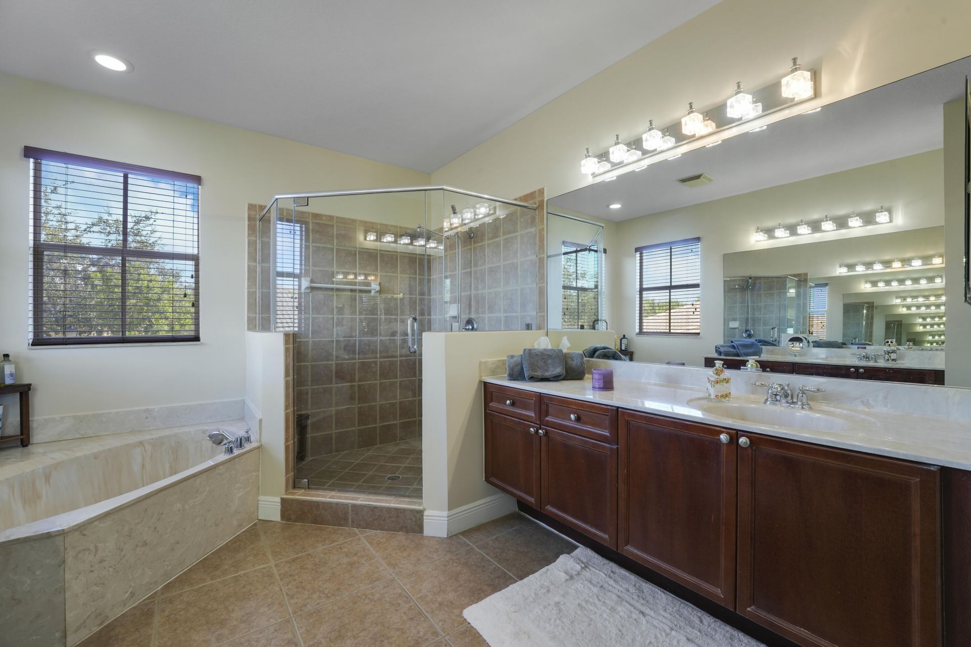 8608 Palisades Lake Drive, West Palm Beach, FL 33411 Photo