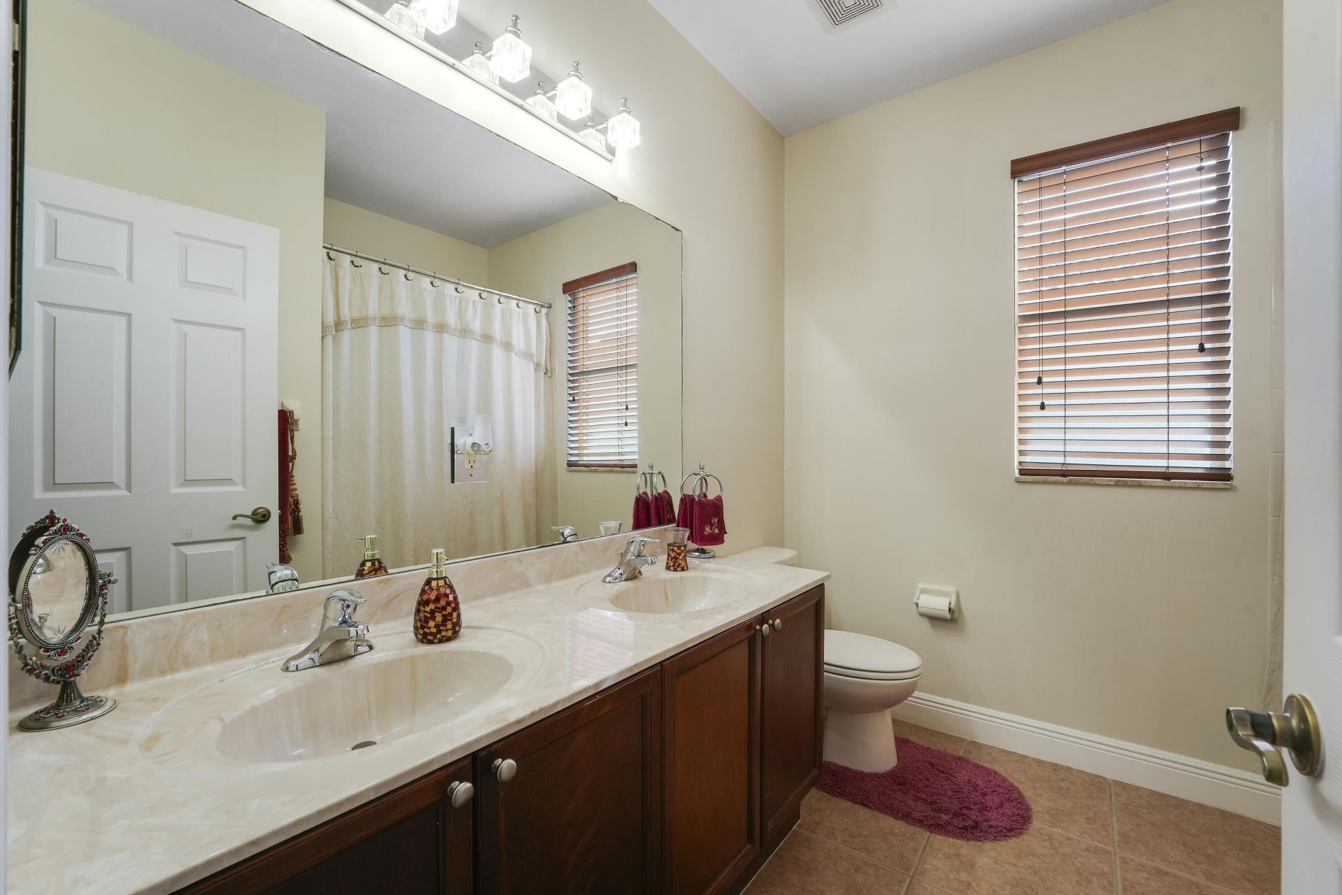 8608 Palisades Lake Drive, West Palm Beach, FL 33411 Photo
