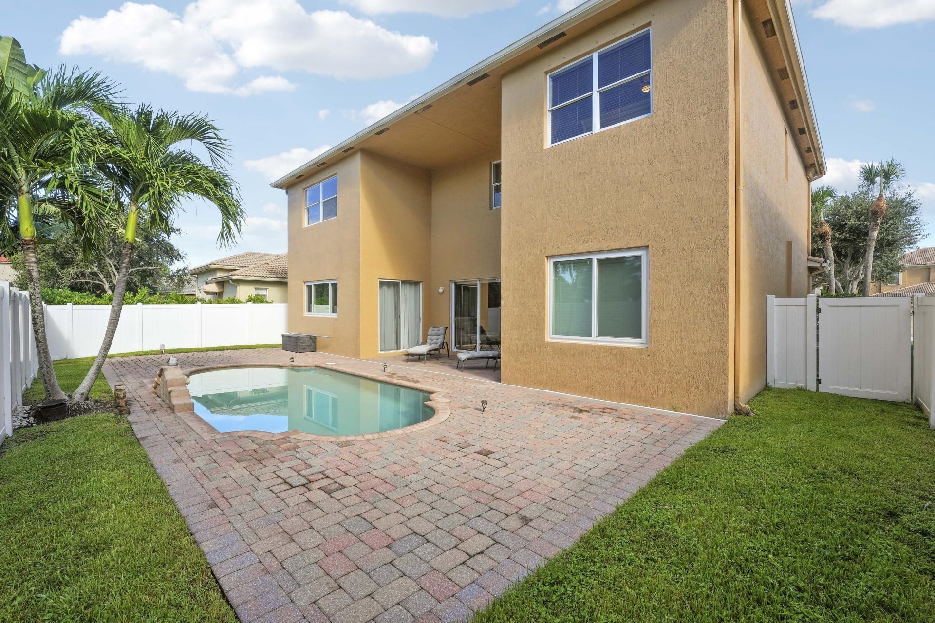 8608 Palisades Lake Drive, West Palm Beach, FL 33411 Photo