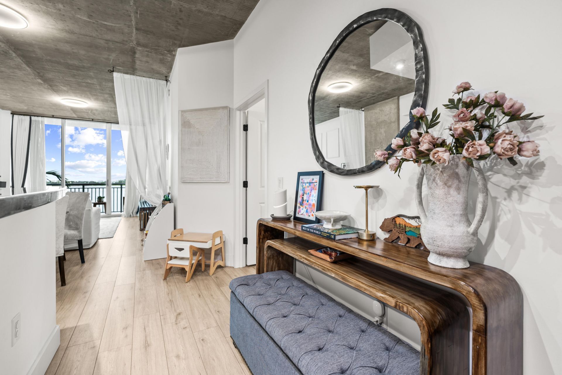 300 S Australian Avenue, Unit 425, West Palm Beach, FL 33401 Photo