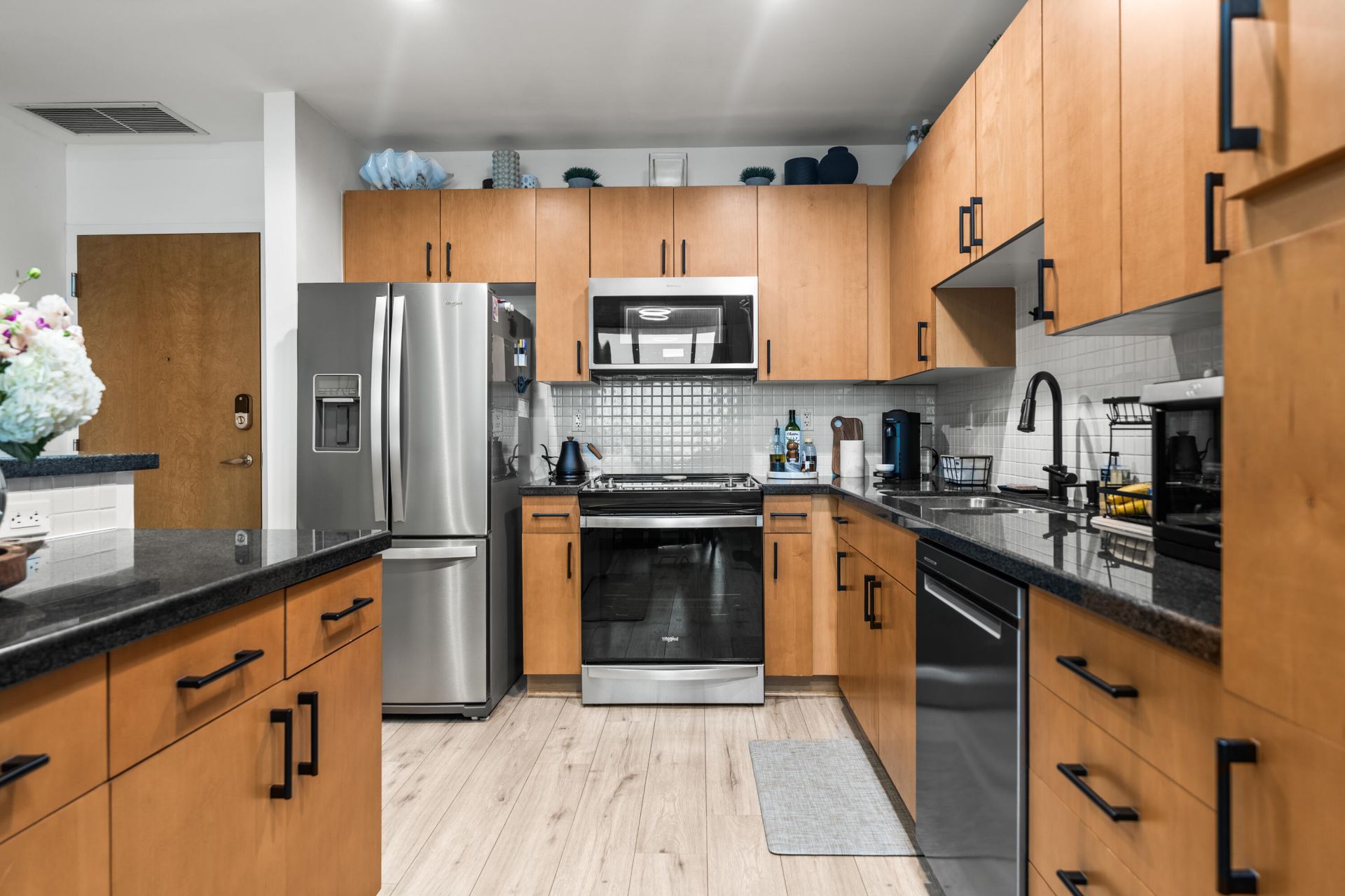 300 S Australian Avenue, Unit 425, West Palm Beach, FL 33401 Photo