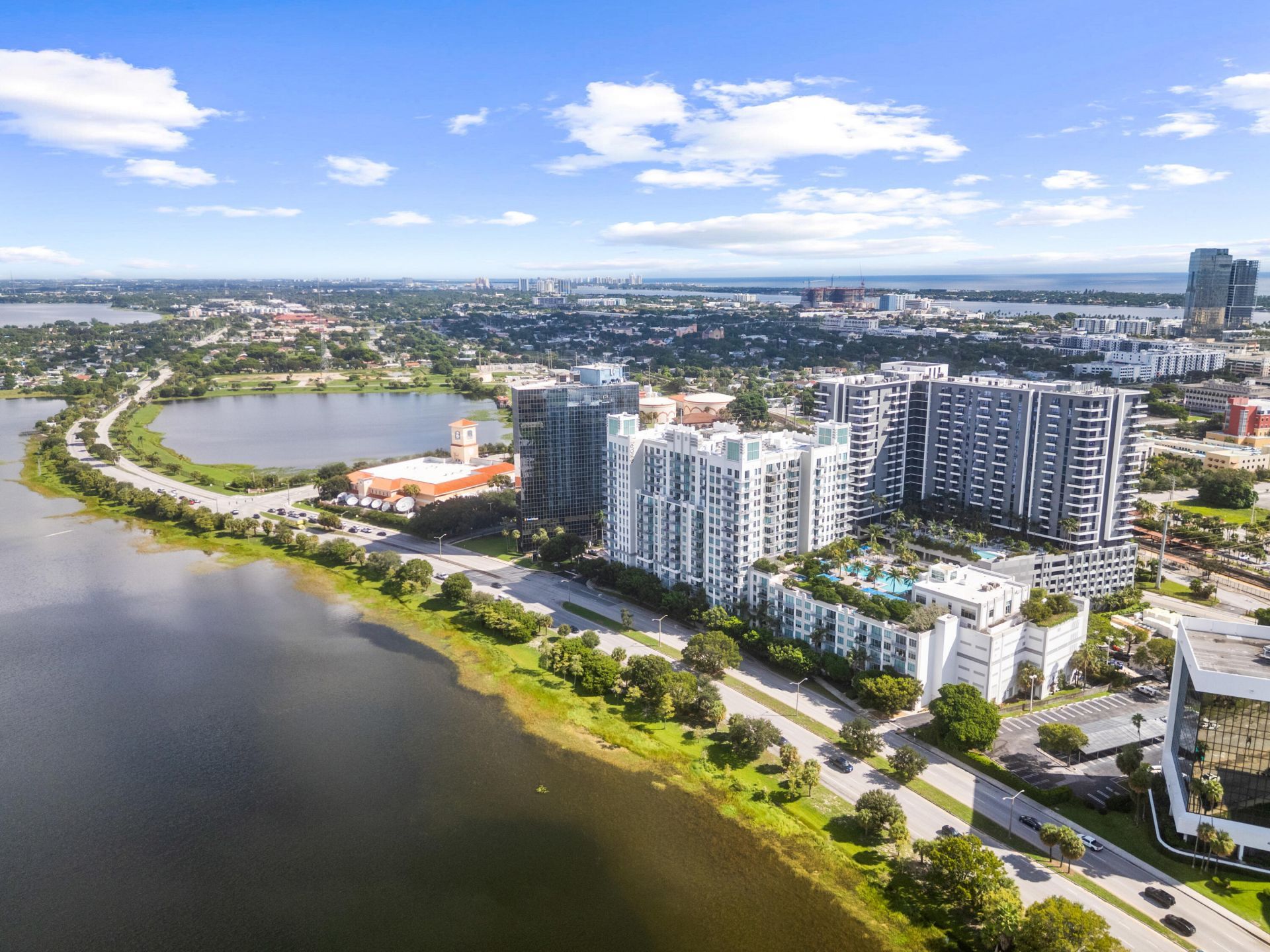 300 S Australian Avenue, Unit 425, West Palm Beach, FL 33401 Photo