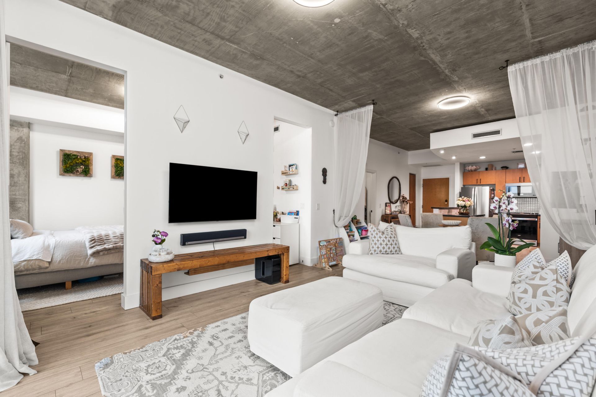 300 S Australian Avenue, Unit 425, West Palm Beach, FL 33401 Photo