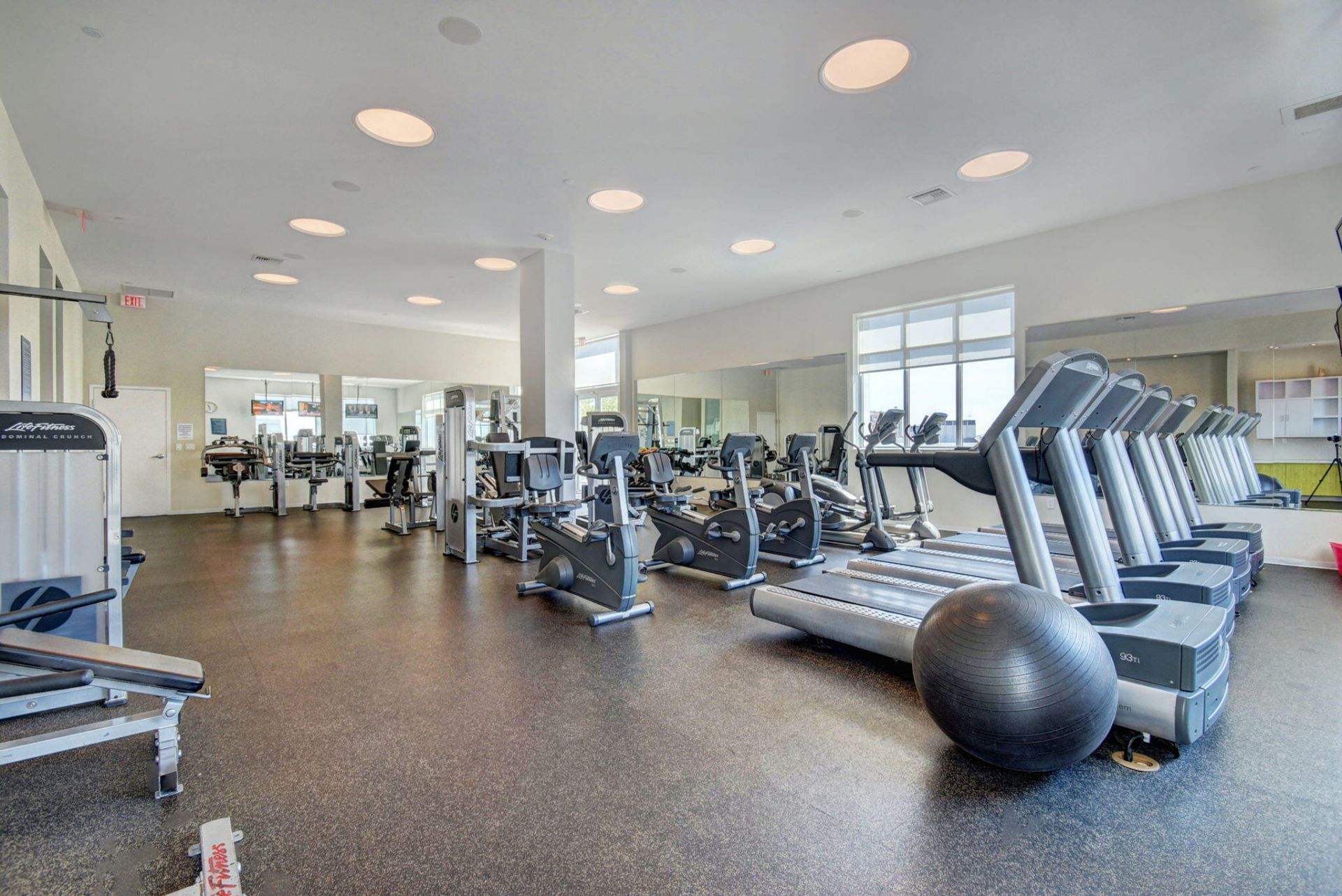 300 S Australian Avenue, Unit 425, West Palm Beach, FL 33401 Photo