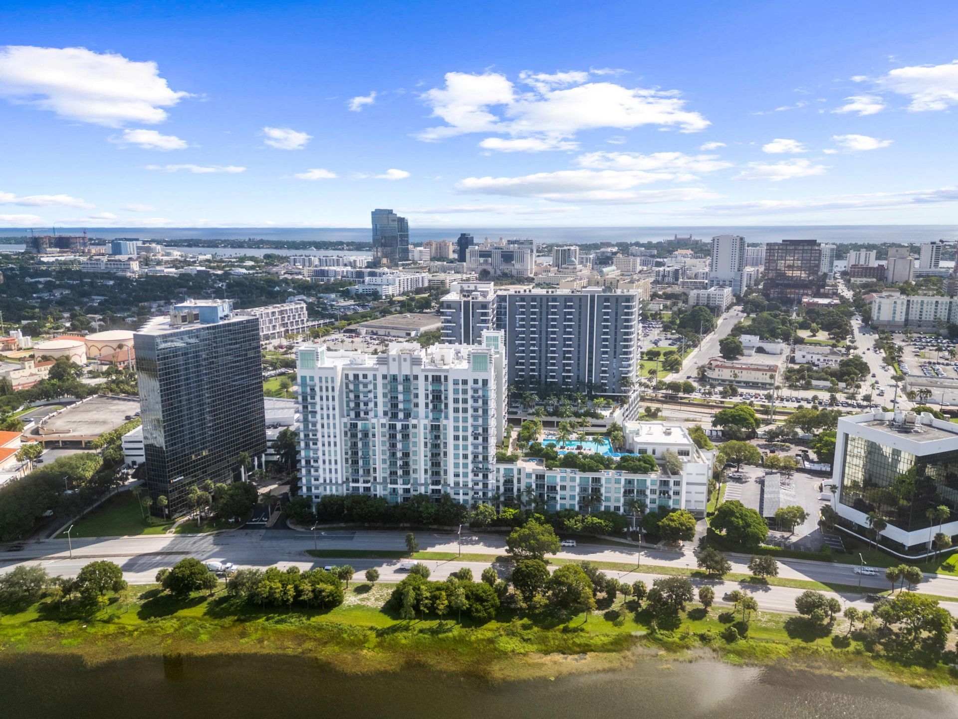 300 S Australian Avenue, Unit 425, West Palm Beach, FL 33401 Photo