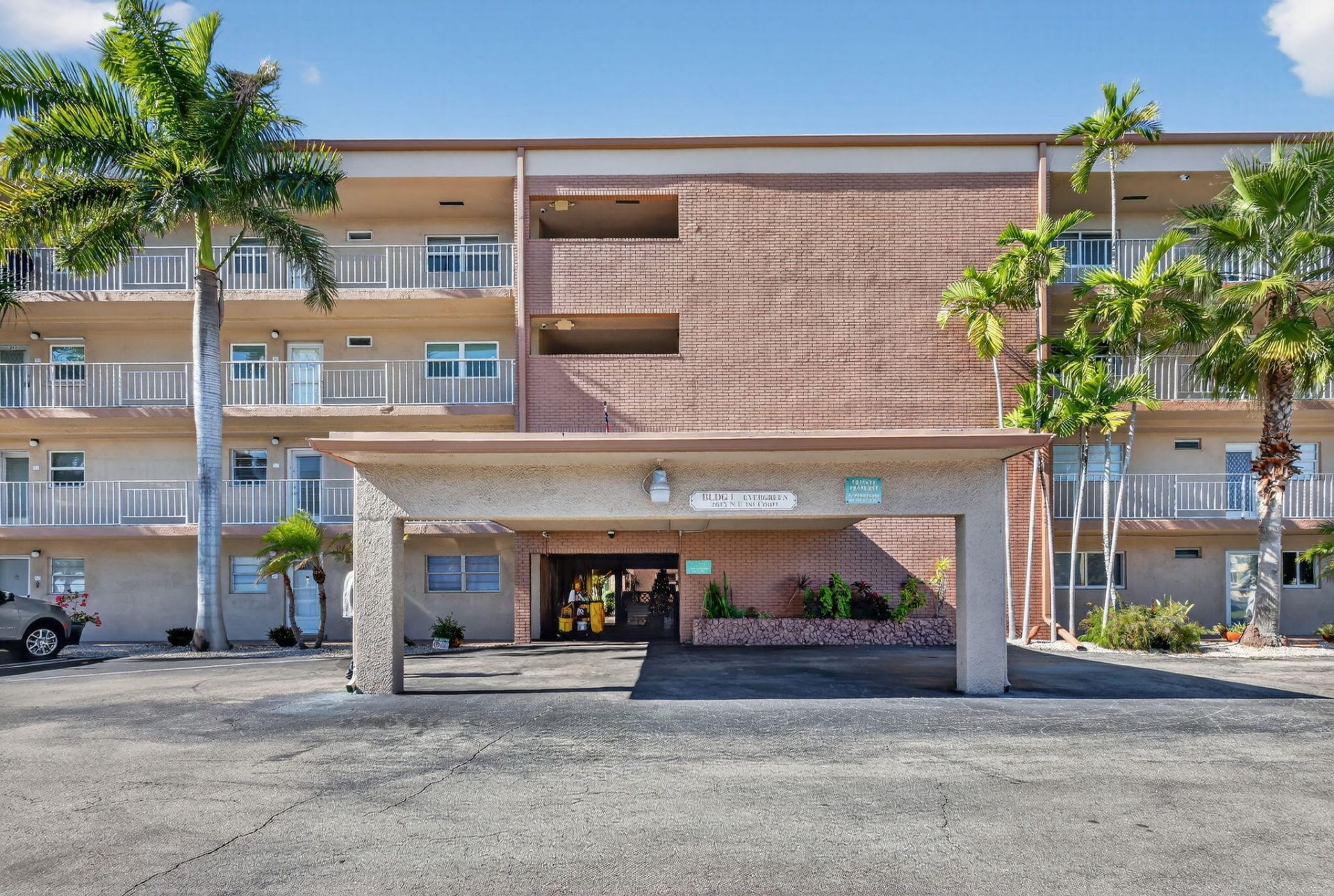 2615 NE 1st Court, Unit 201, Boynton Beach, FL 33435 Photo