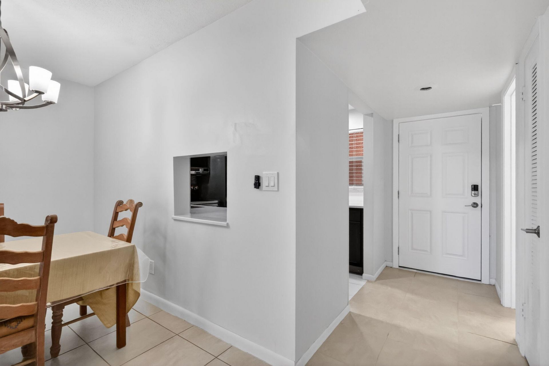2615 NE 1st Court, Unit 201, Boynton Beach, FL 33435 Photo