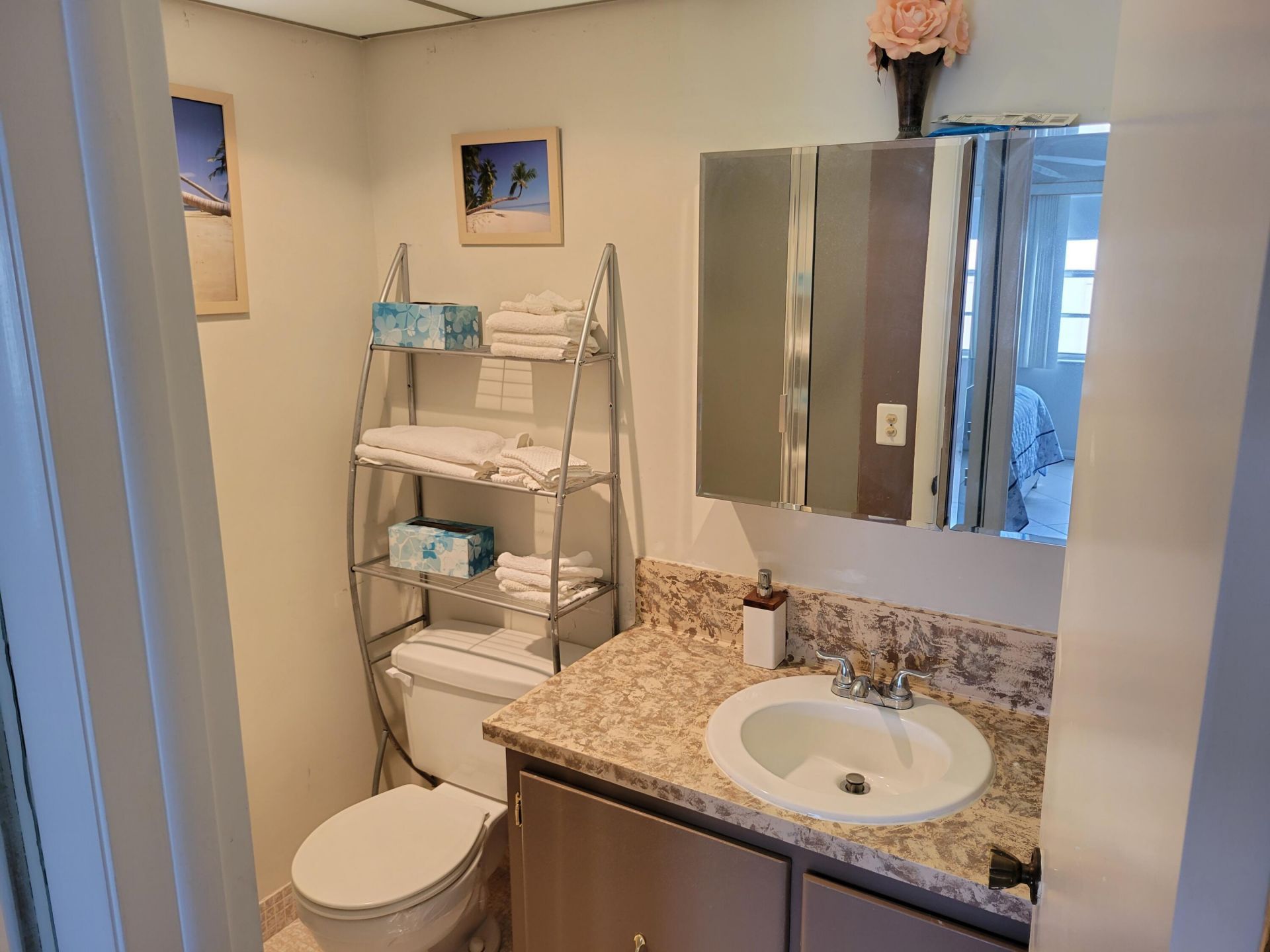 662 Burgundy N, Delray Beach, FL 33484 Photo