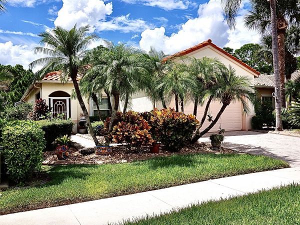 407 NW Granville Street, Port St. Lucie, FL 34986