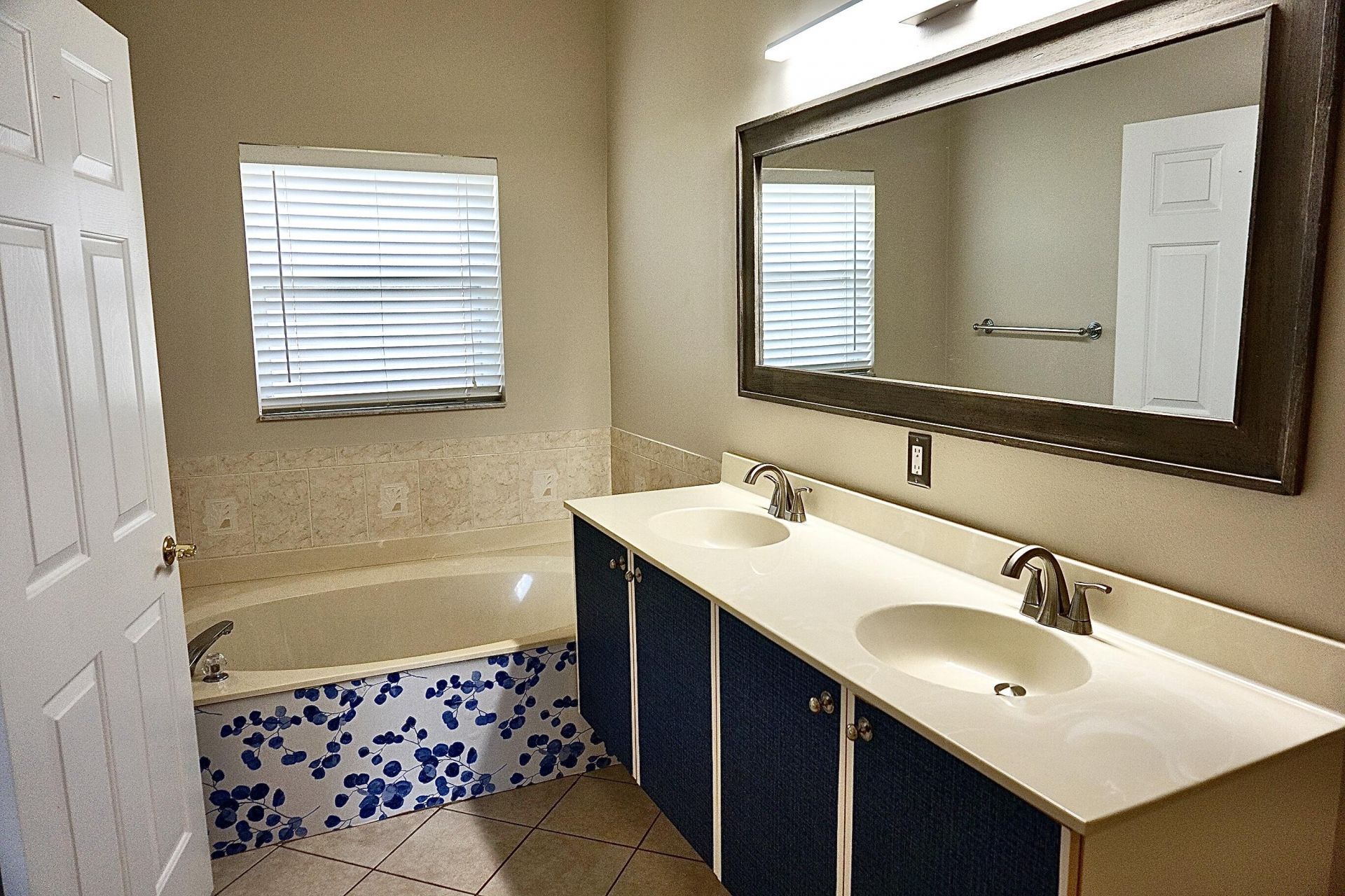 407 NW Granville Street, Port Saint Lucie, FL 34986 Photo
