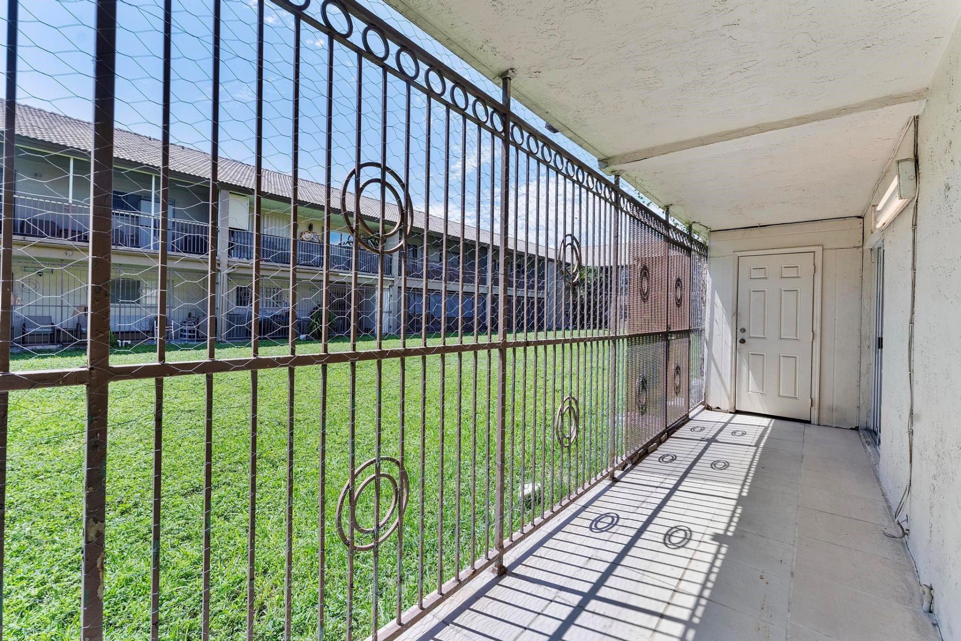 8851 NW 119th Street, Unit 5105, Hialeah, FL 33018 Photo