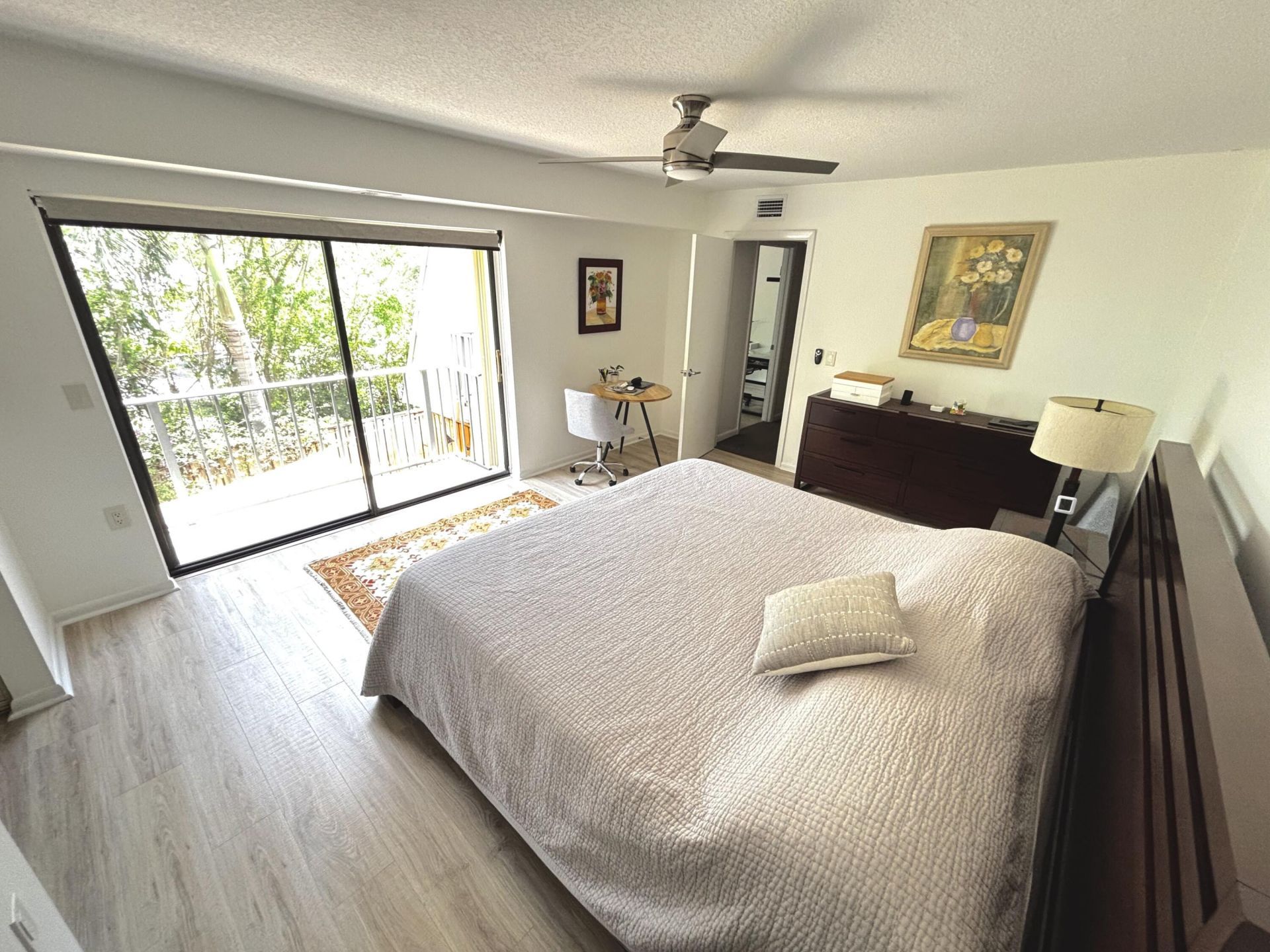 1700 Embassy Drive, Unit 403, West Palm Beach, FL 33401 Photo