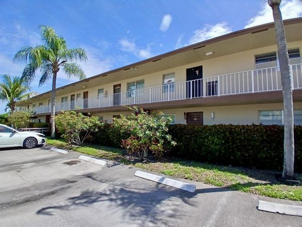 7400 NW 5TH Place, Unit 105, Margate, FL 33063