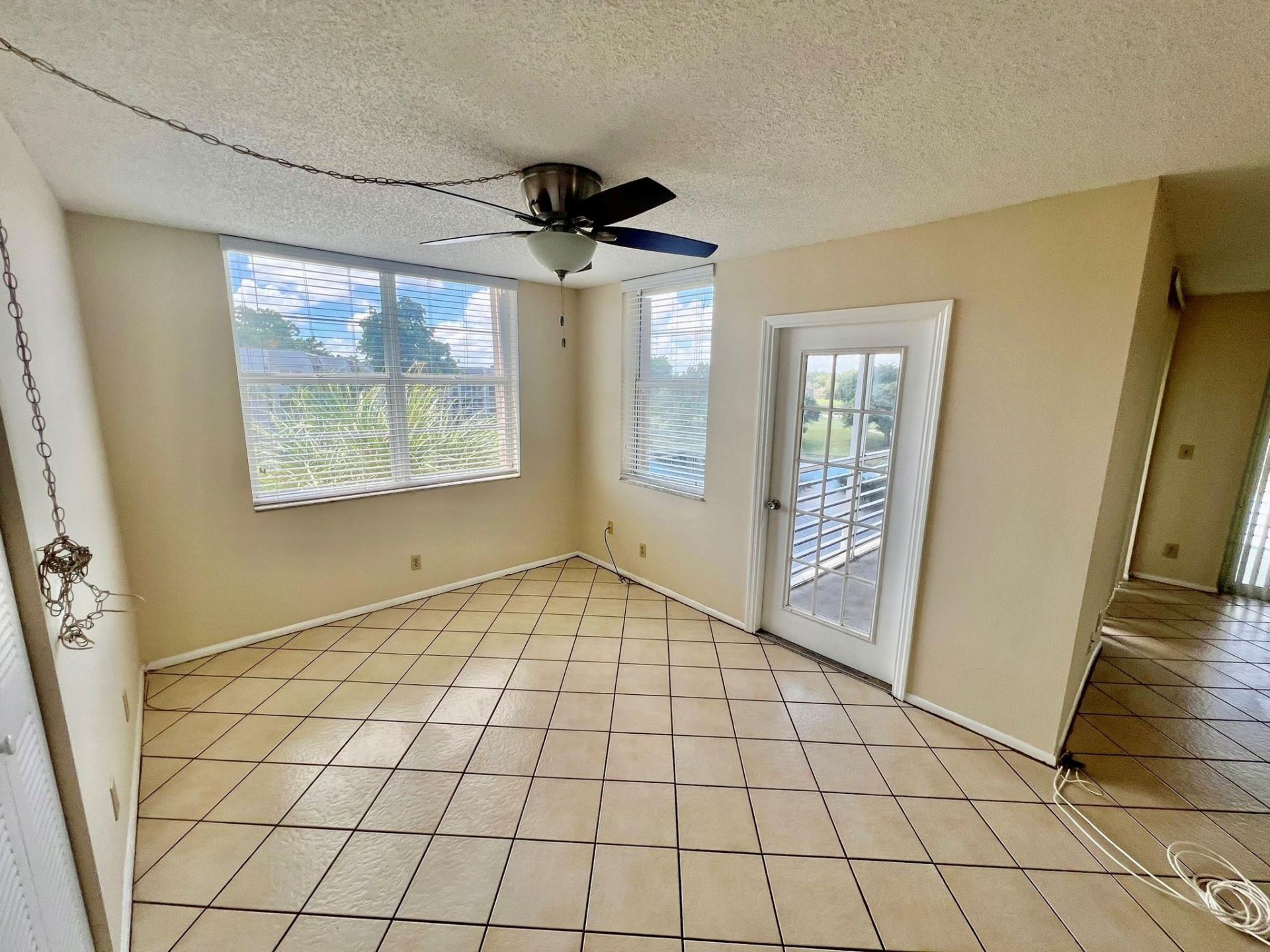 9450 Poinciana Place, Unit 416, Davie, FL 33324 Photo