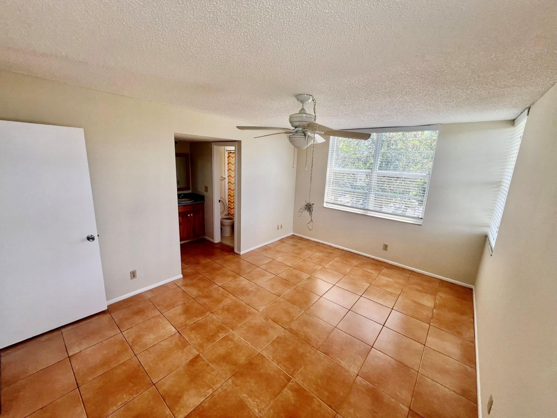 9450 Poinciana Place, Unit 416, Davie, FL 33324 Photo