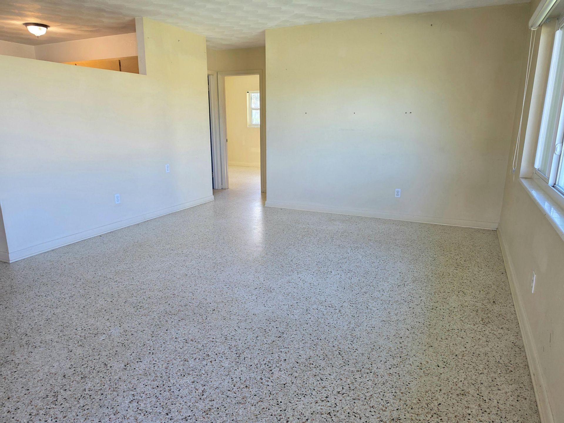 4651 SE Chatham Avenue, Stuart, FL 34997 Photo