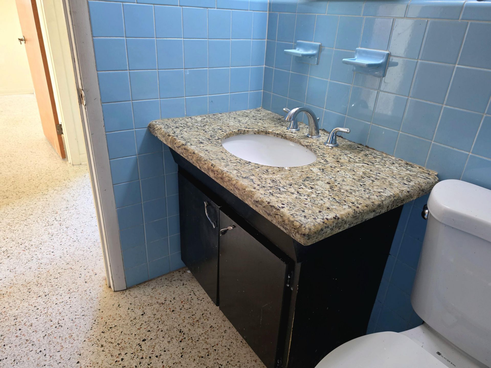 4651 SE Chatham Avenue, Stuart, FL 34997 Photo